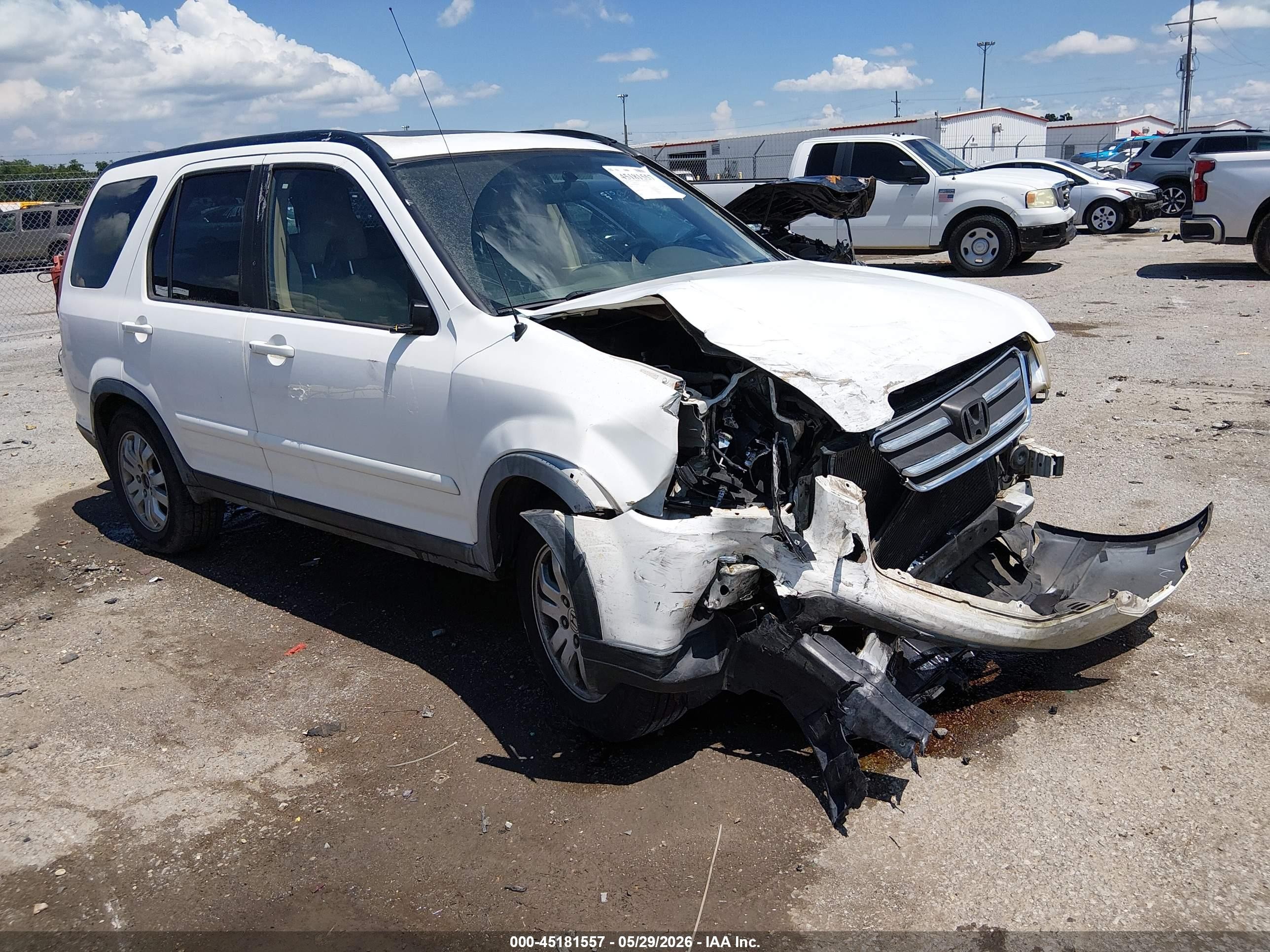 2006 Honda CR-V EX SE, VIN JHLRD78926C050433 — Перед