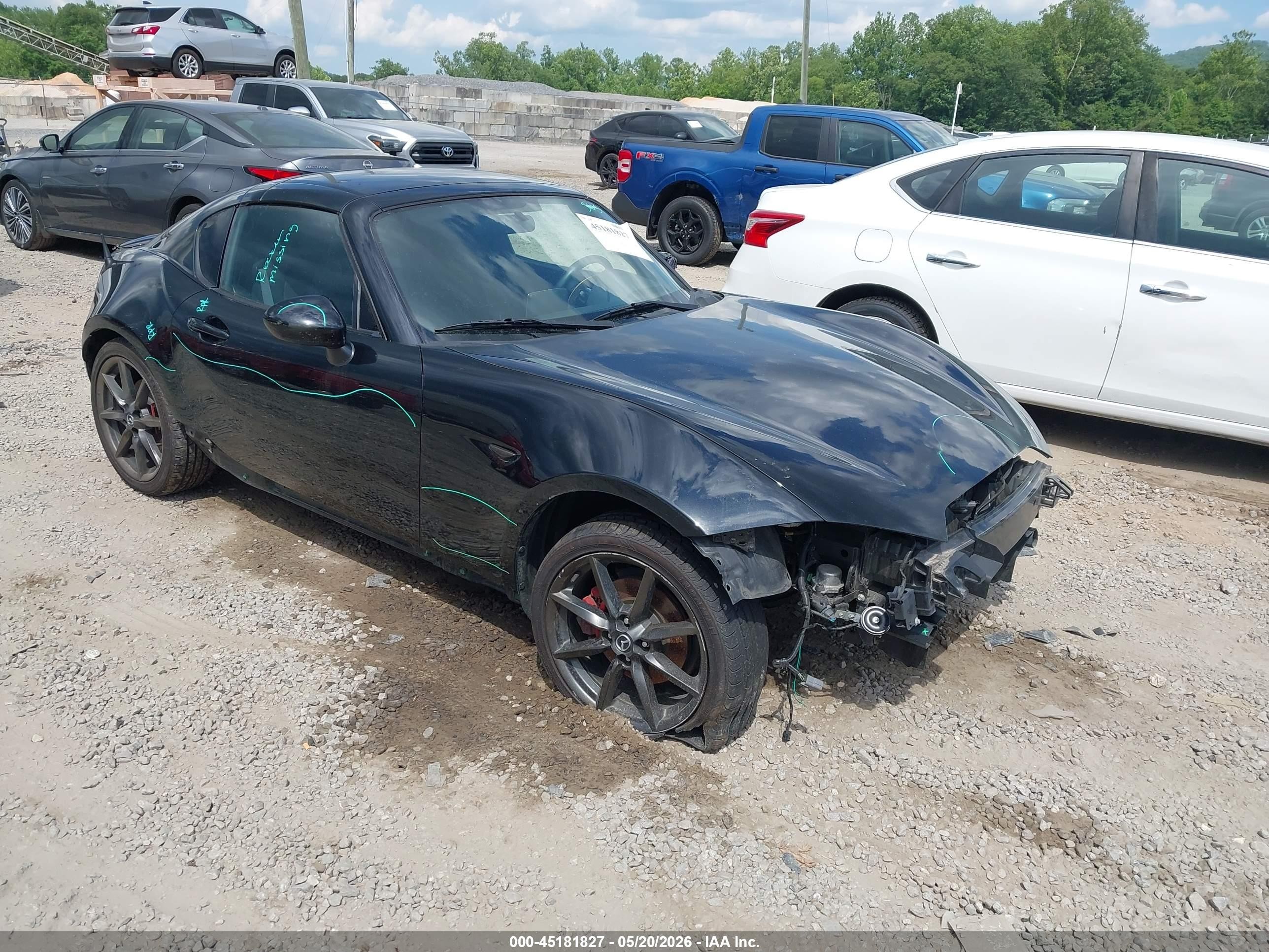 2017 Mazda MX-5 Miata Club, VIN JM1NDAL77H0101475 — Front end