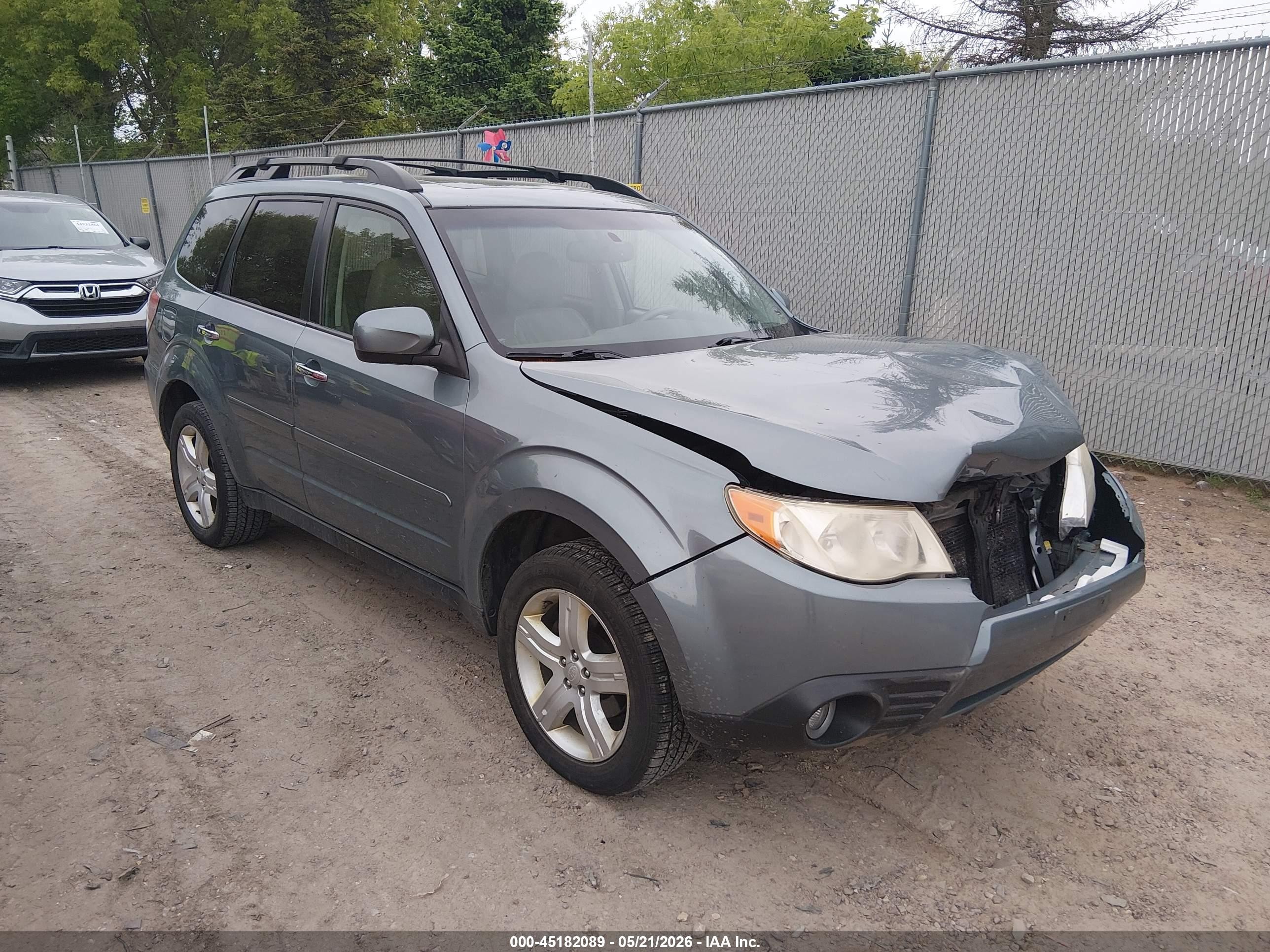 2010 Subaru Forester X Limited, VIN JF2SH6DC3AH767905 — Front end