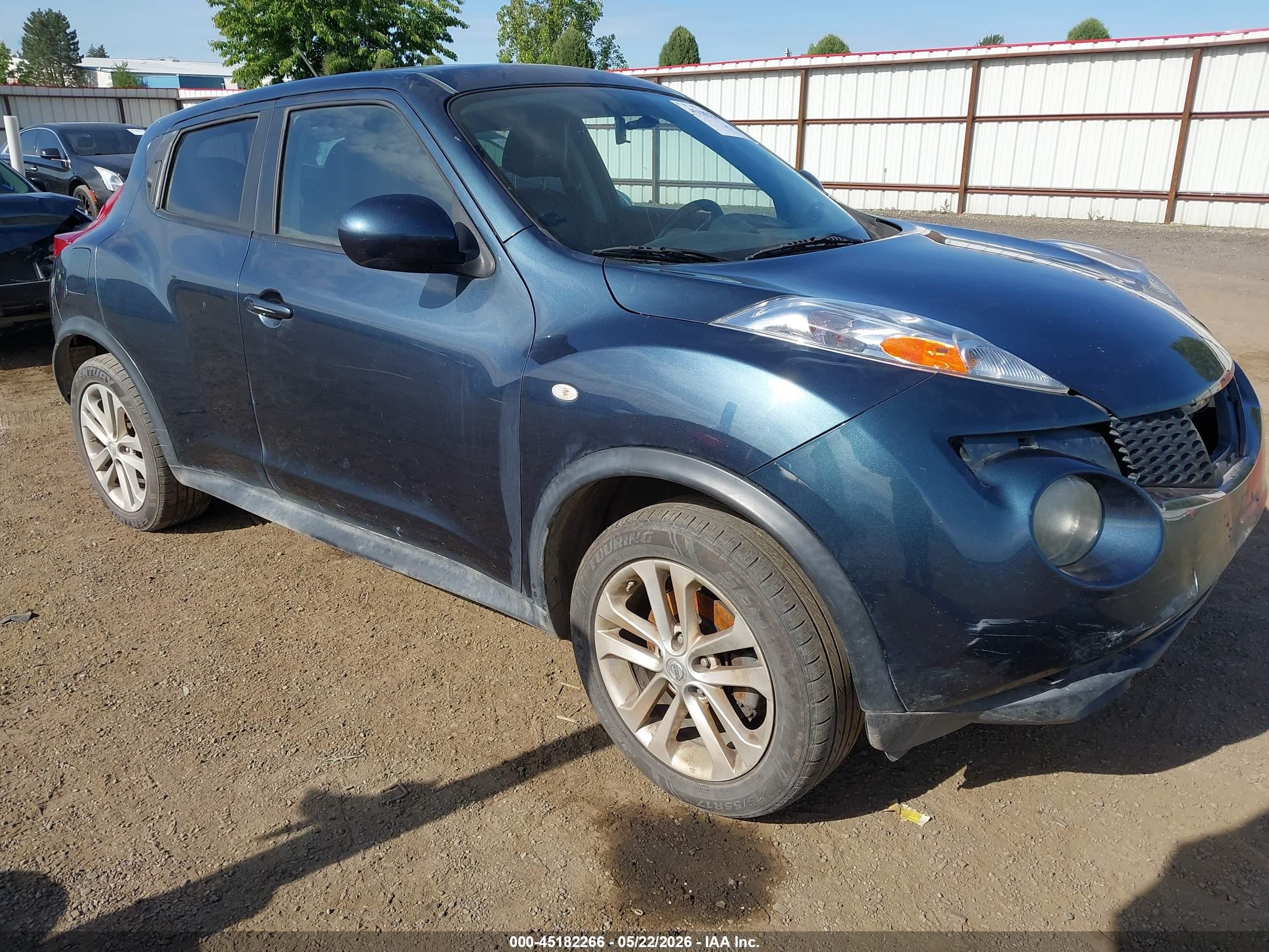 2011 Nissan Juke SL, VIN JN8AF5MV8BT028057 — Front end