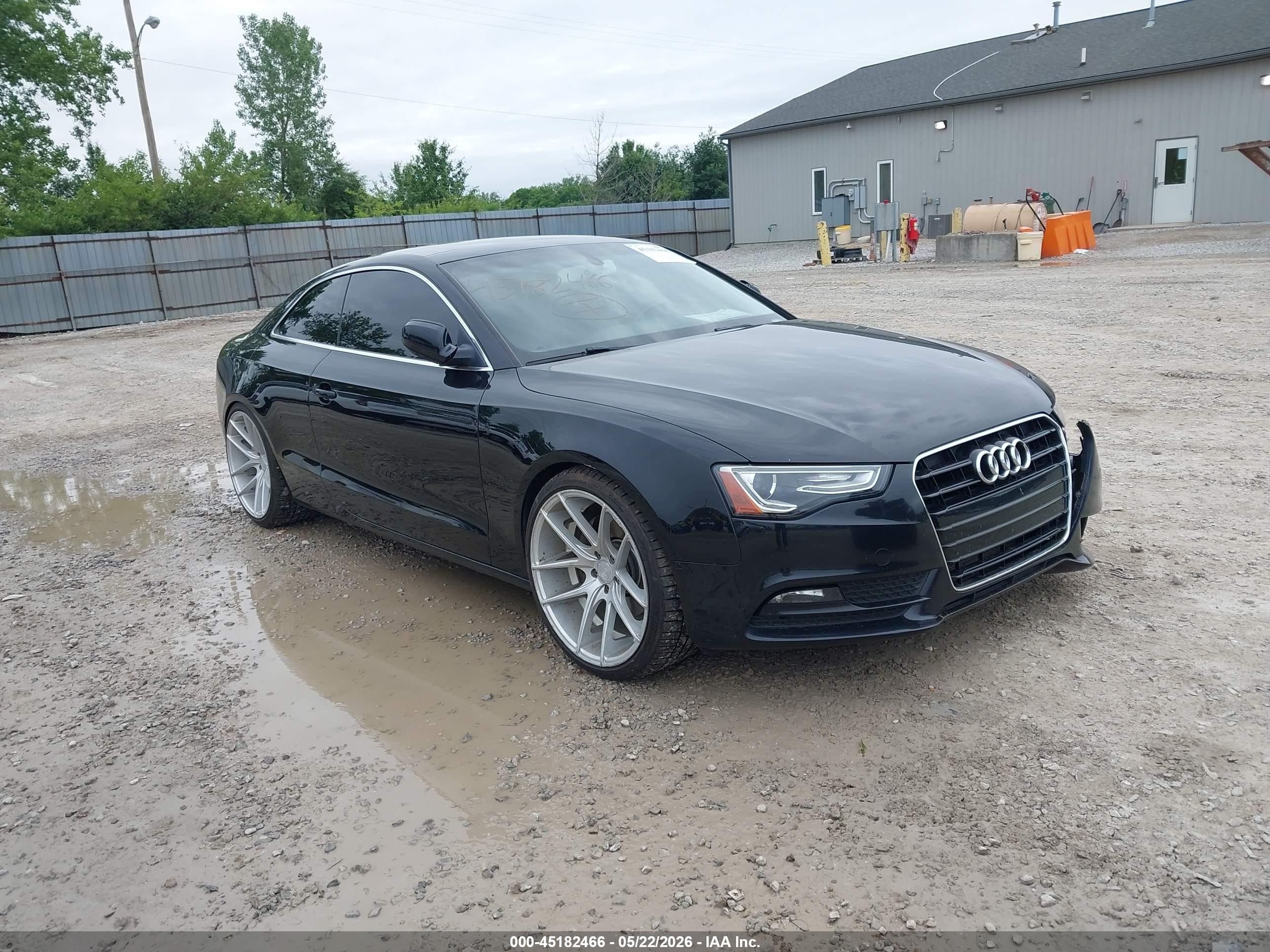 2013 Audi A5 Premium Plus, VIN WAURFAFRXDA034168 — Перед