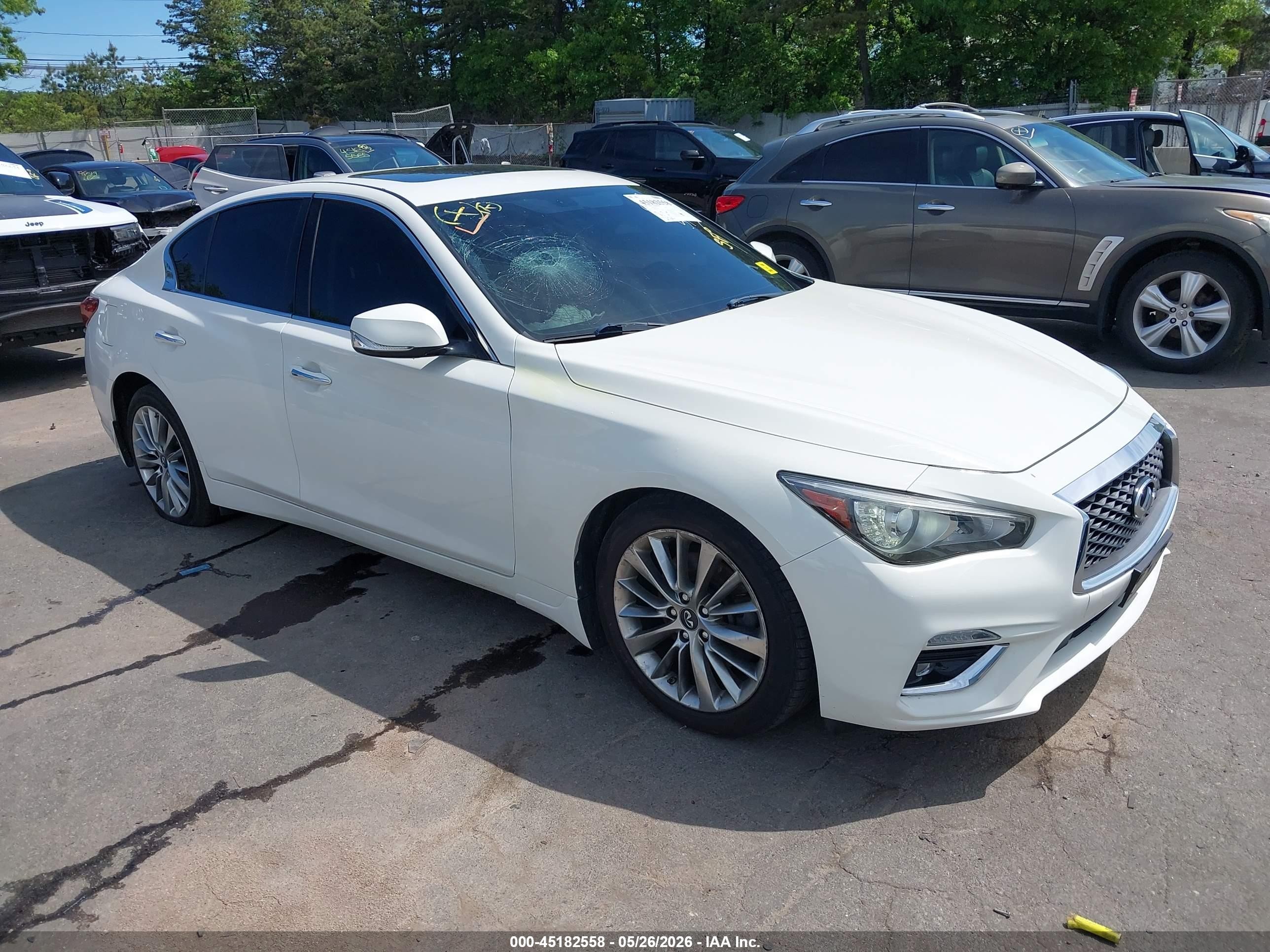 2019 Infiniti Q50 Signature Edition, VIN JN1EV7AR8KM556522 — Front end