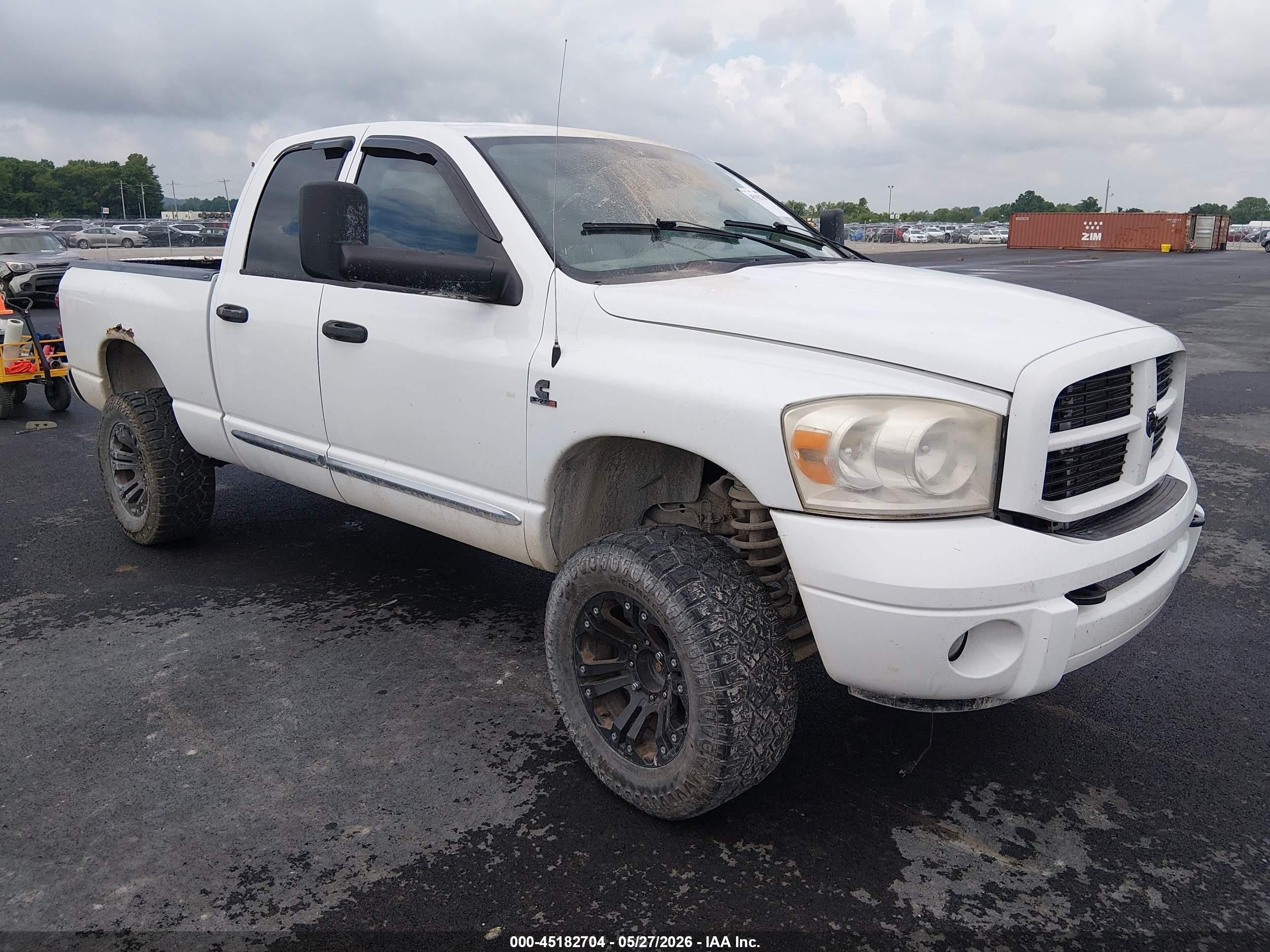 2009 Dodge 2500 SXT, VIN 3D7KS28L29G538548 — Бок