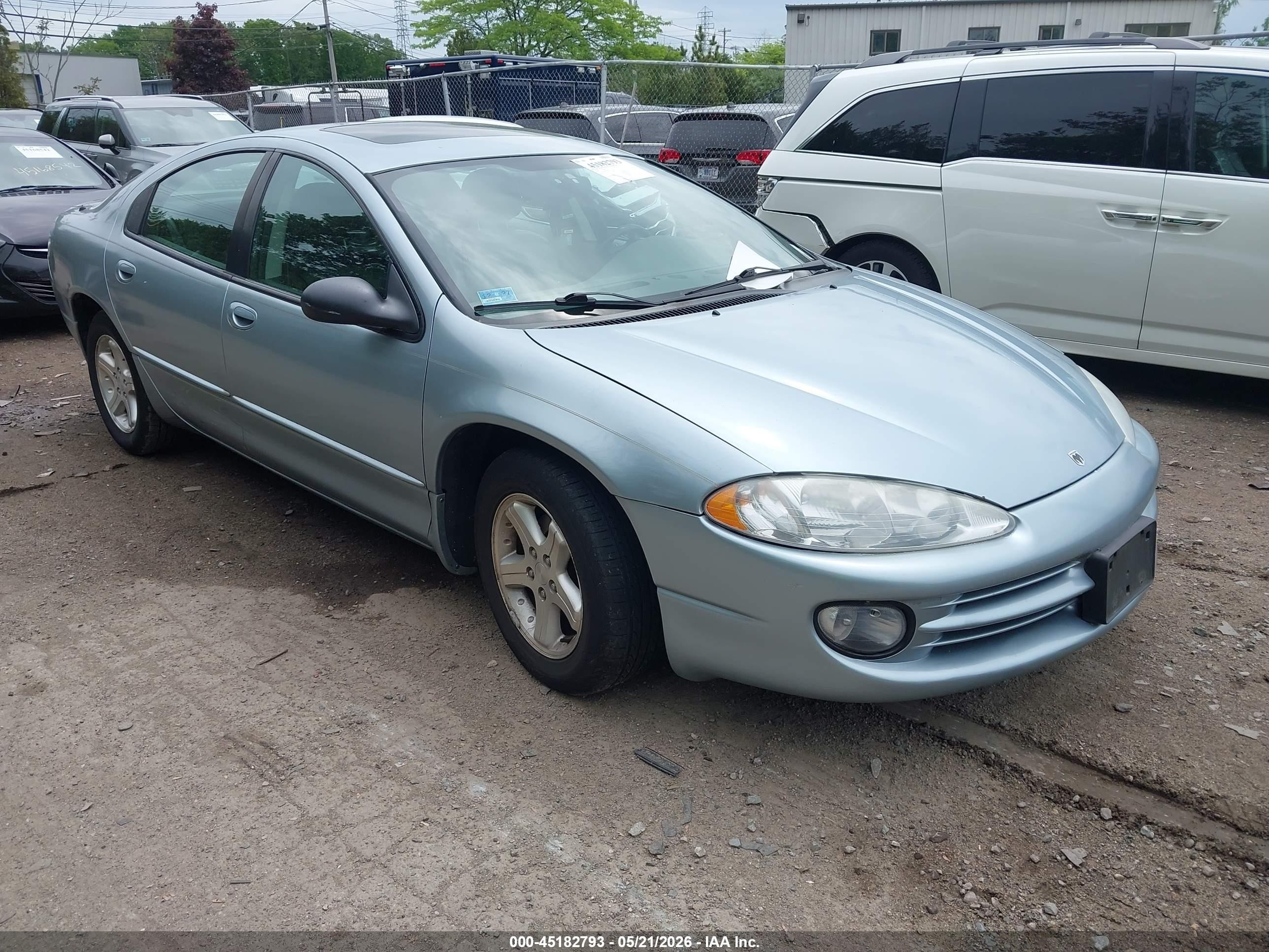 2004 Dodge Intrepid ES, VIN 2B3HD56M64H620983 — Rear end