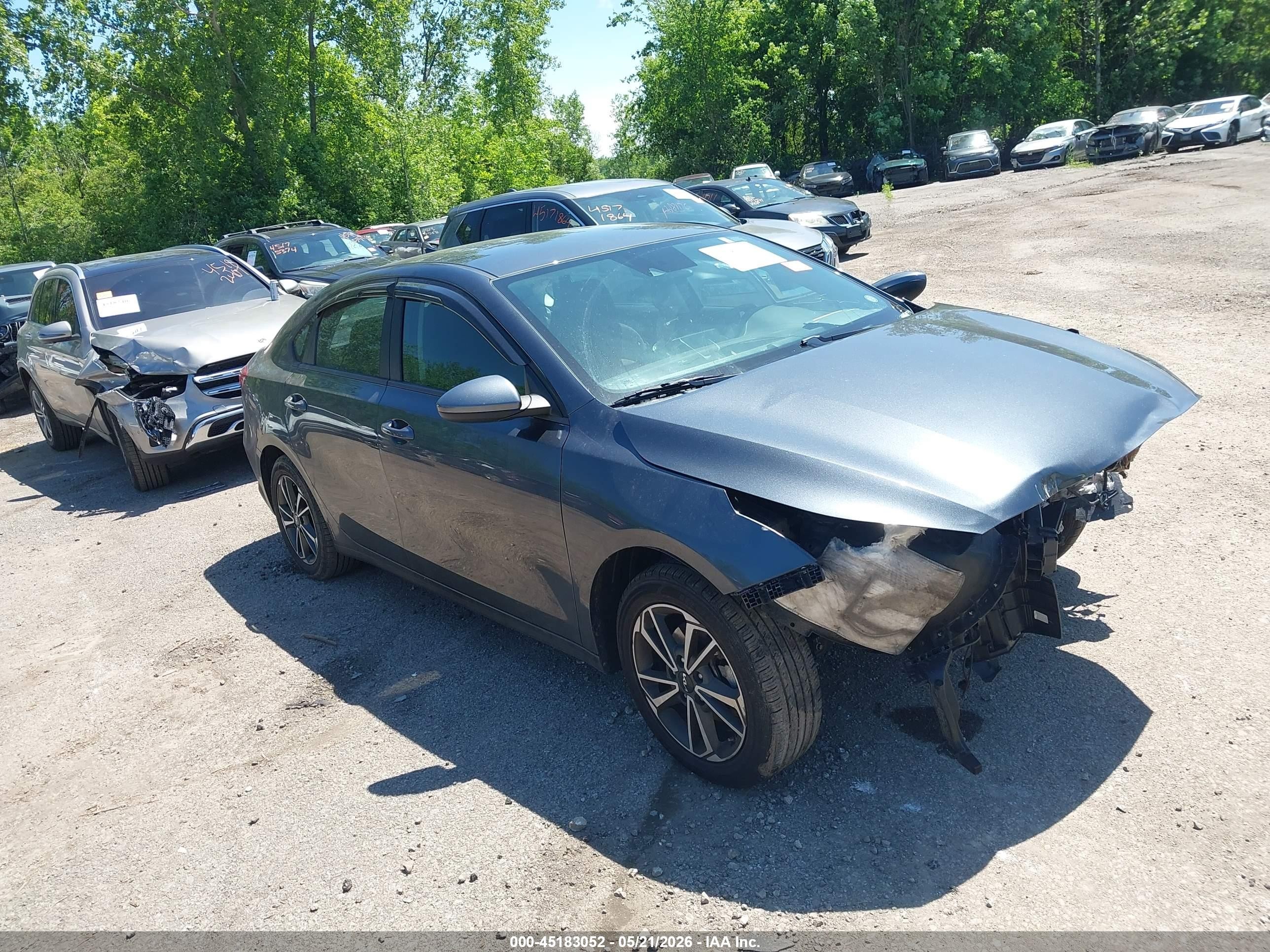 2023 Kia Forte LXS, VIN 3KPF24AD1PE536499 — Front end