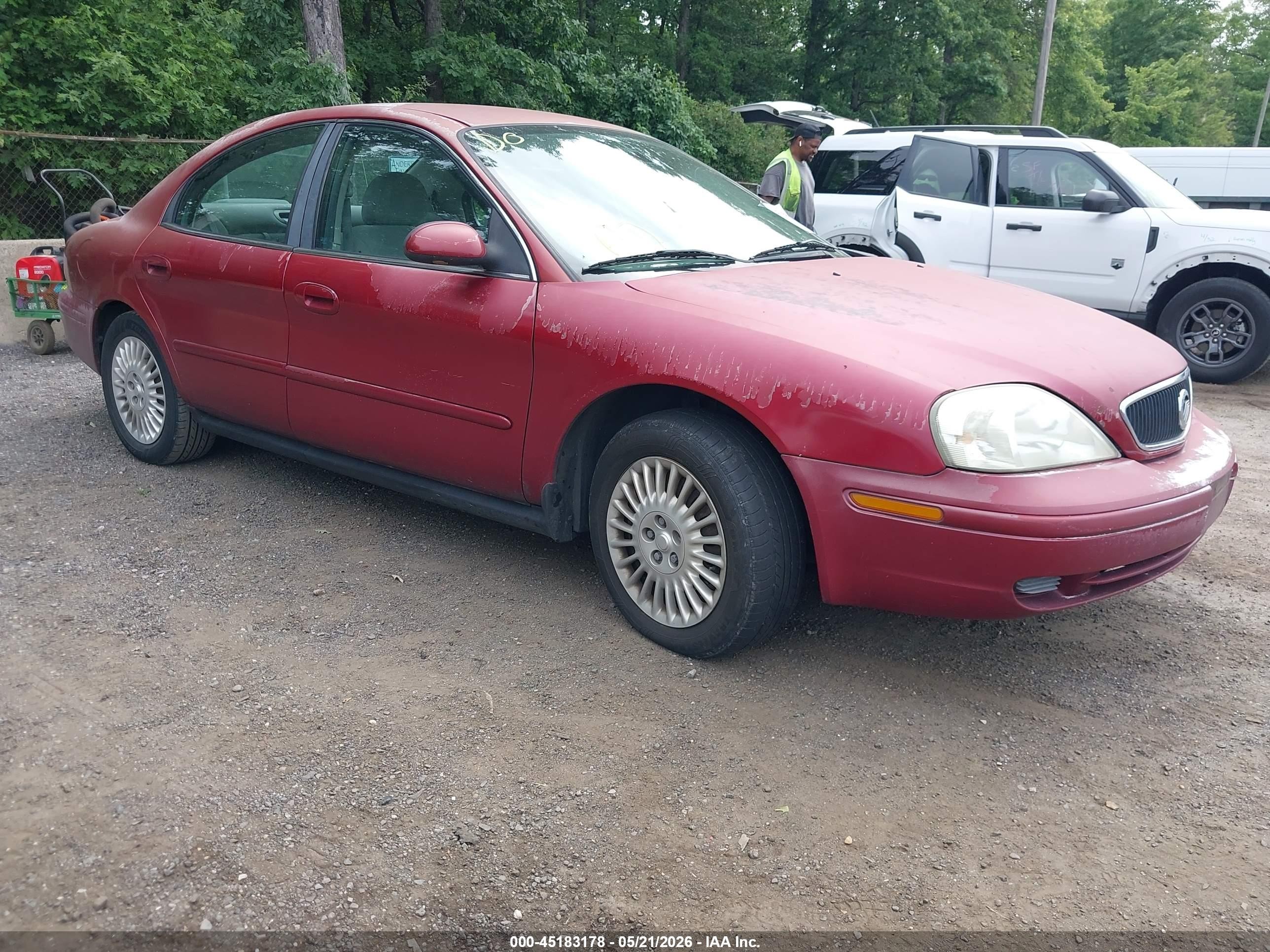 2003 Mercury Sable GS, VIN 1MEFM50U53G627477 — Side