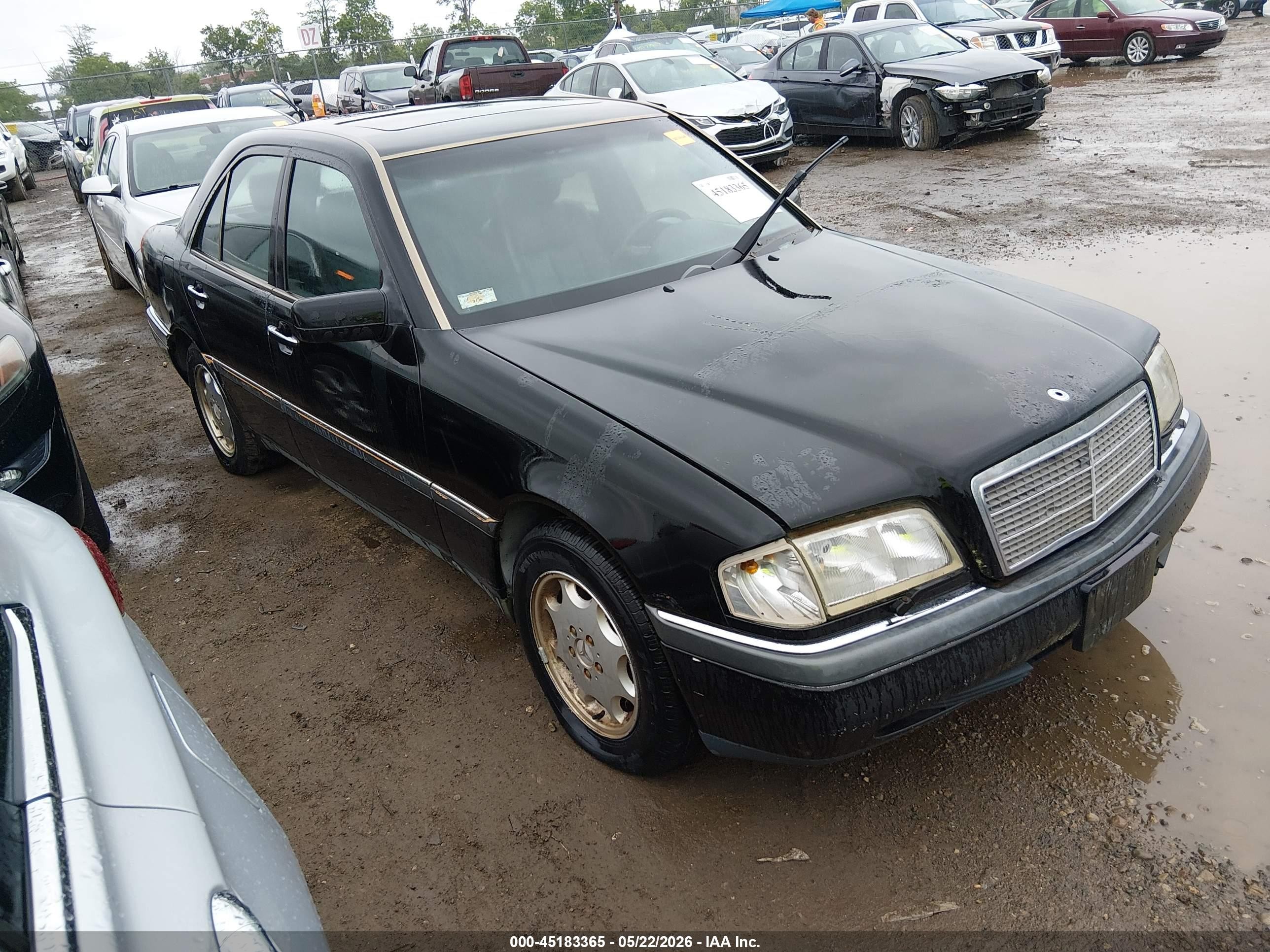 1997 Mercedes-Benz C 230/260/280/320, VIN WDBHA23E8VF549869 — Normal wear