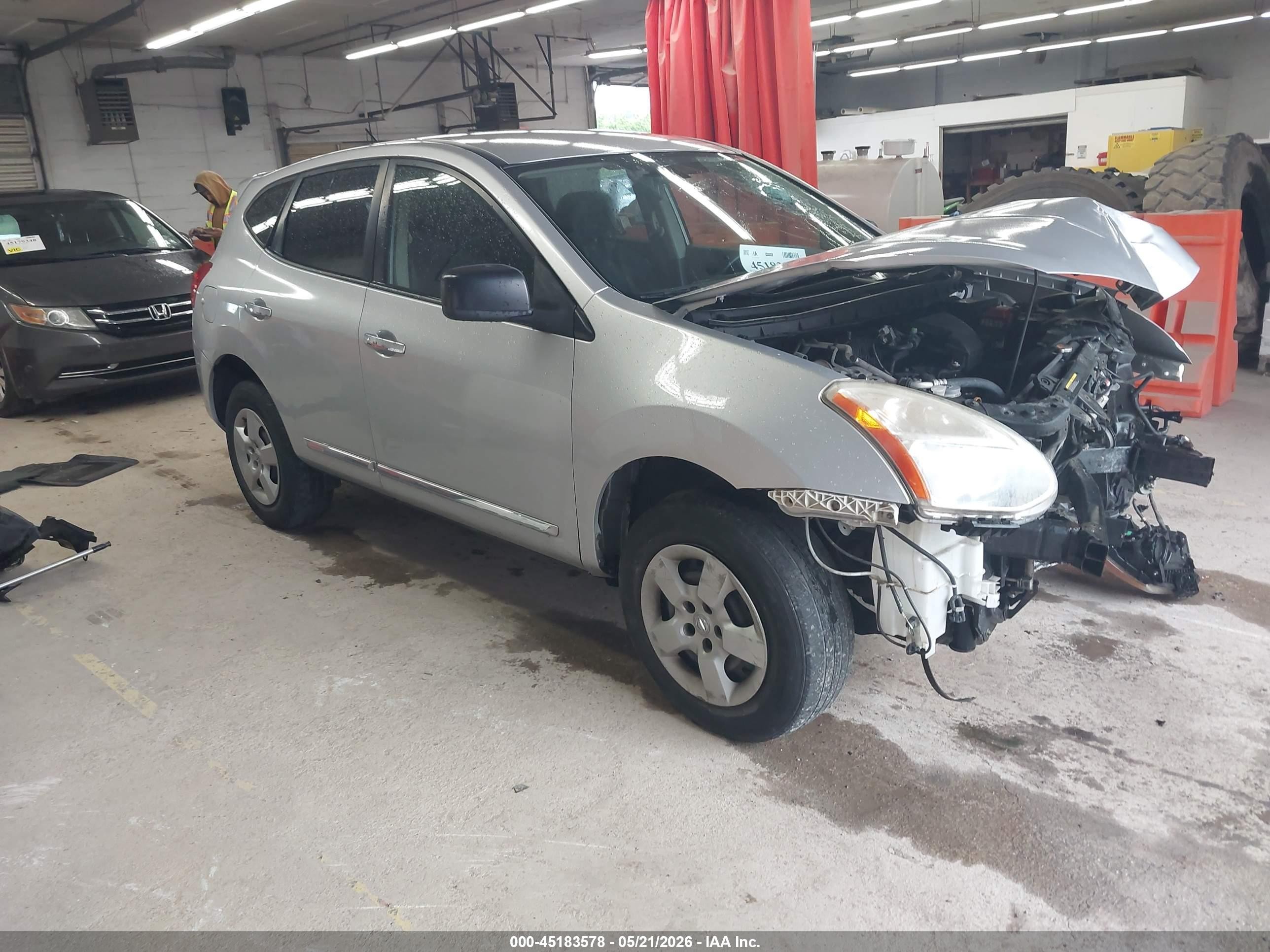 2012 Nissan Rogue SV, VIN JN8AS5MT5CW270802 — Front end