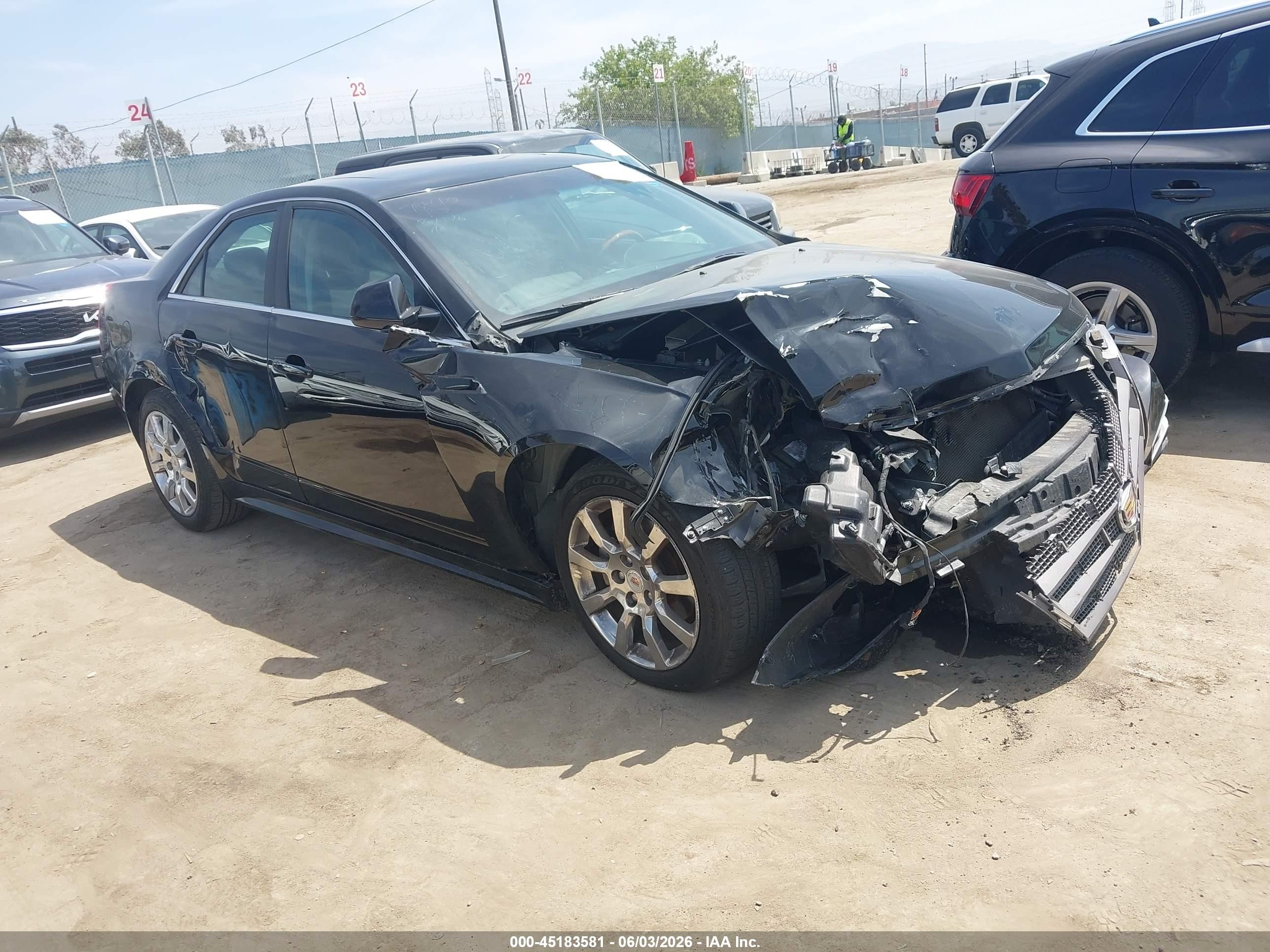 2011 Cadillac CTS Premium, VIN 1G6DP5ED6B0137195 — Front end