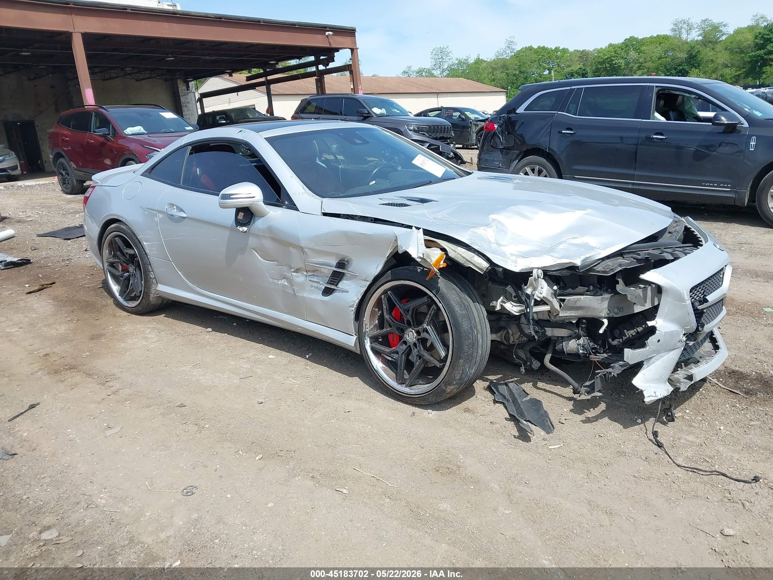 2013 Mercedes-Benz SL 550, VIN WDDJK7DA5DF002040 — Front end
