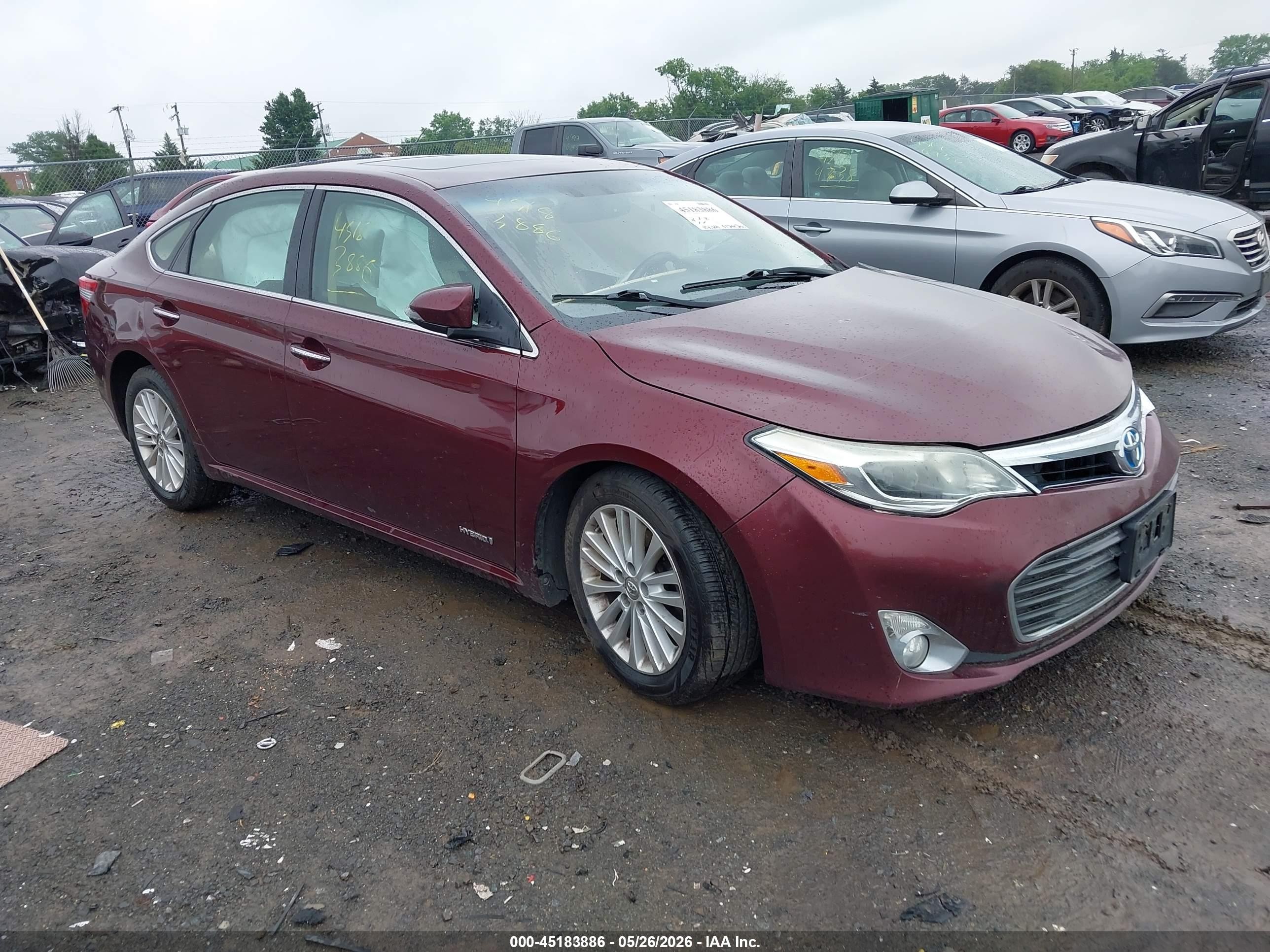 2013 Toyota Avalon XLE Touring, VIN 4T1BD1EBXDU002507 — Front end