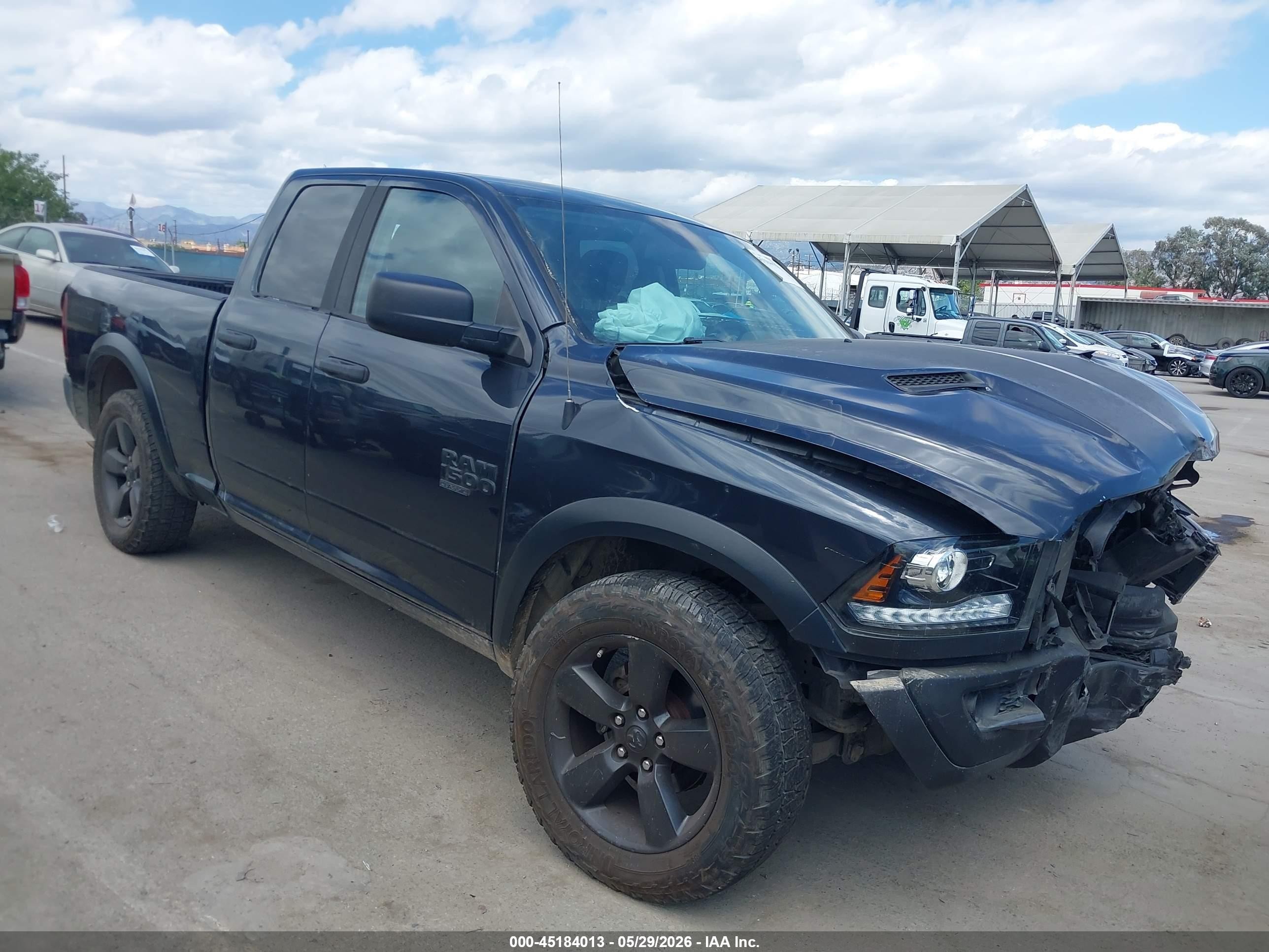 2020 Ram 1500 Warlock, VIN 1C6RR6GG0LS105723 — Front end