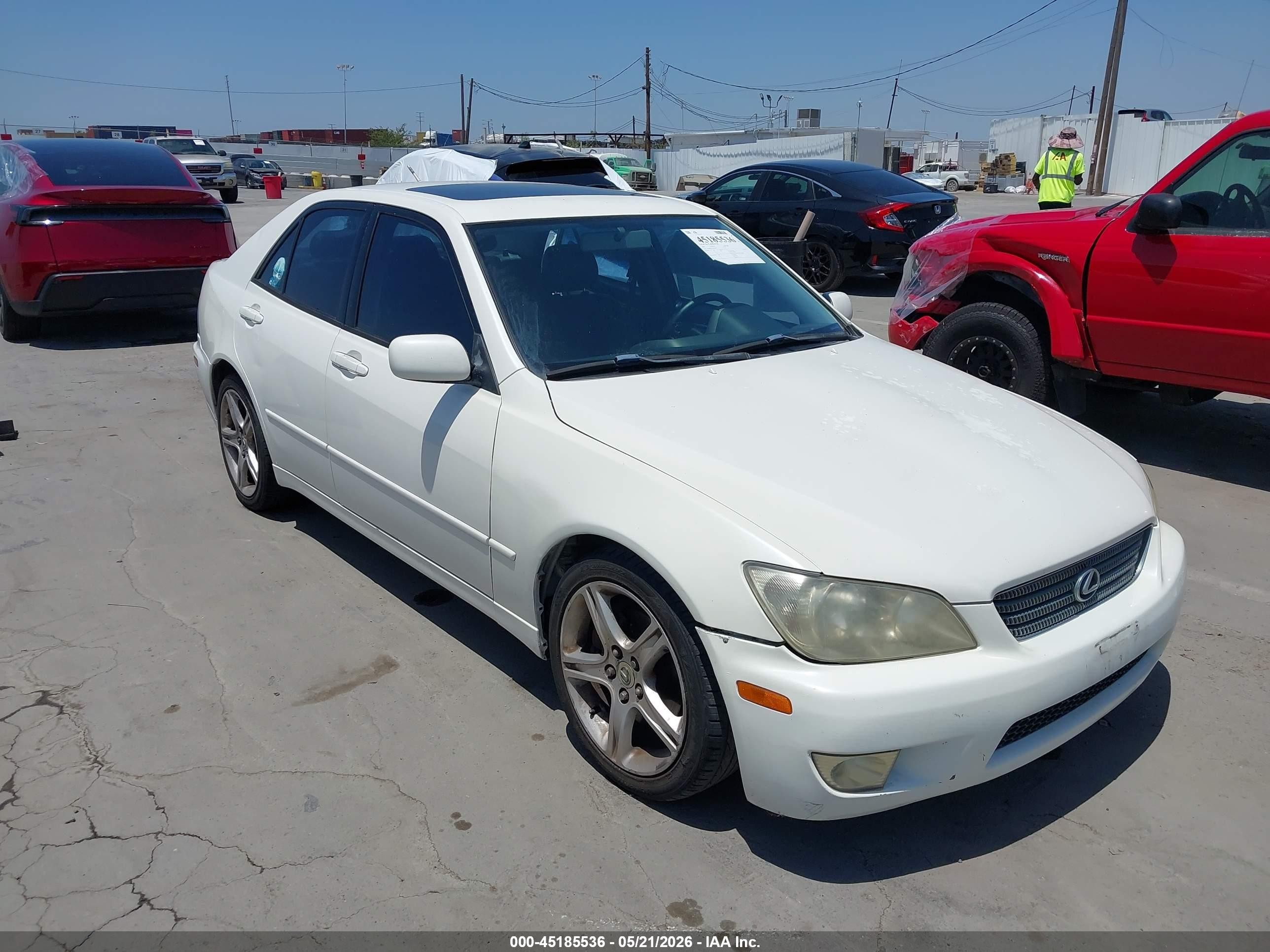 2001 Lexus IS 300/350, VIN JTHBD182710028659 — Фото с аукциона