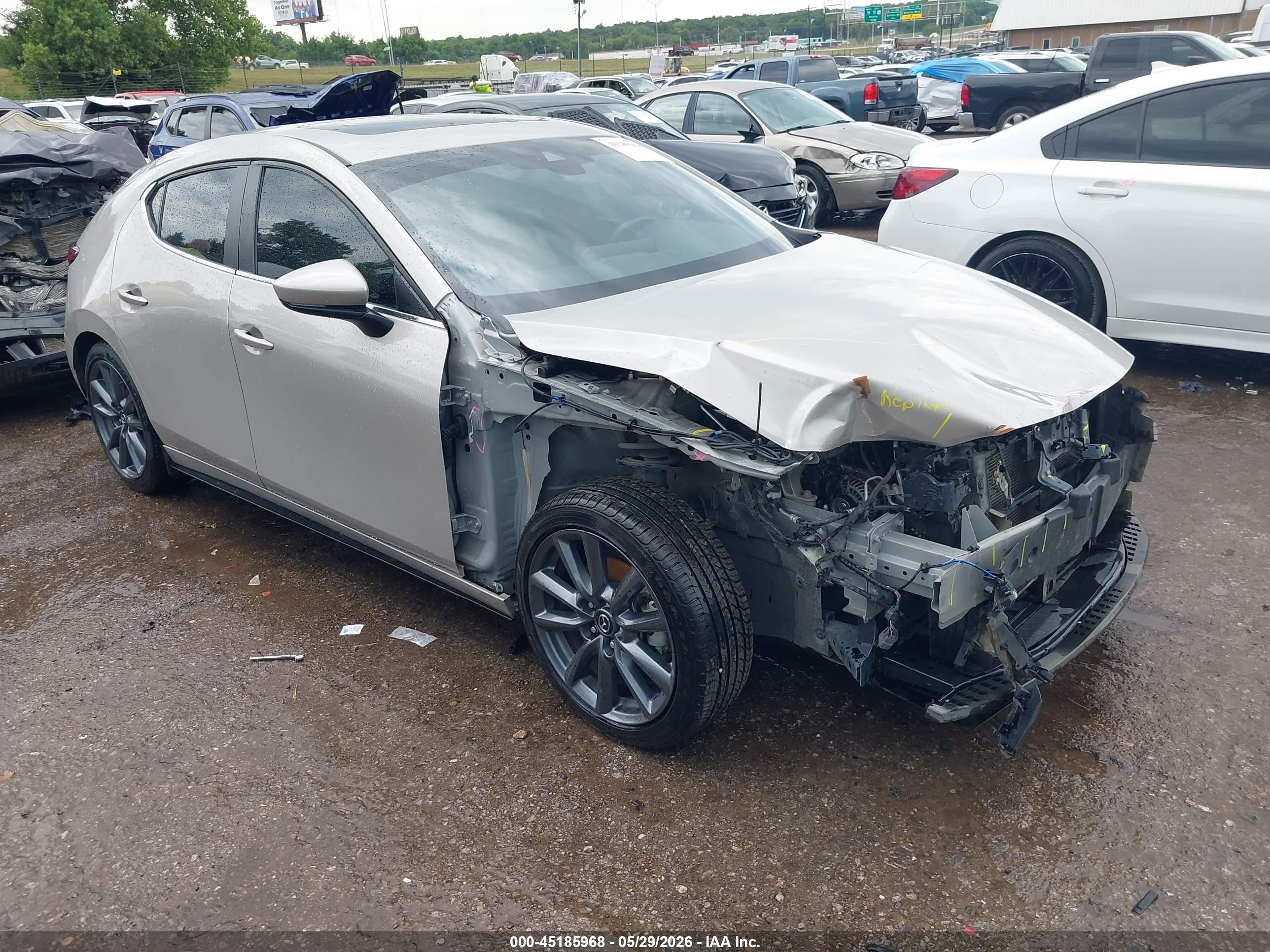 2022 Mazda 3 Preferred, VIN JM1BPBLL1N1515192 — Front end