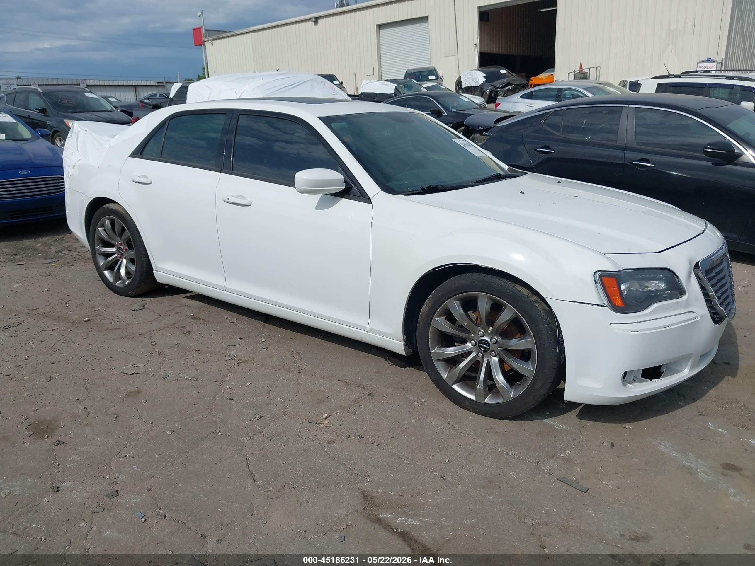 2014 Chrysler 300 S, VIN 2C3CCABG3EH361265 — Rear end