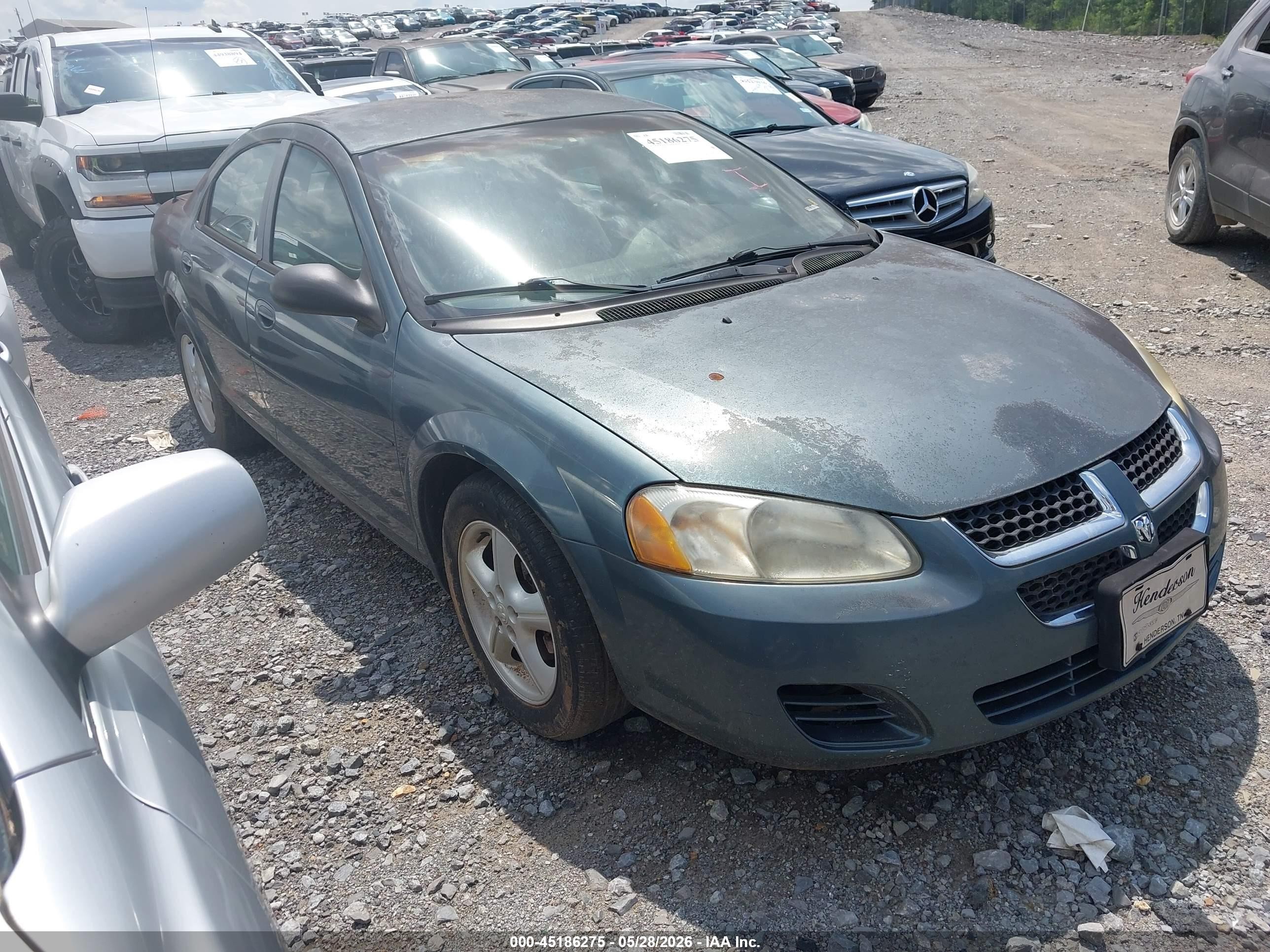 2005 Dodge Stratus SXT, VIN 1B3EL46X25N508068 — Normal wear