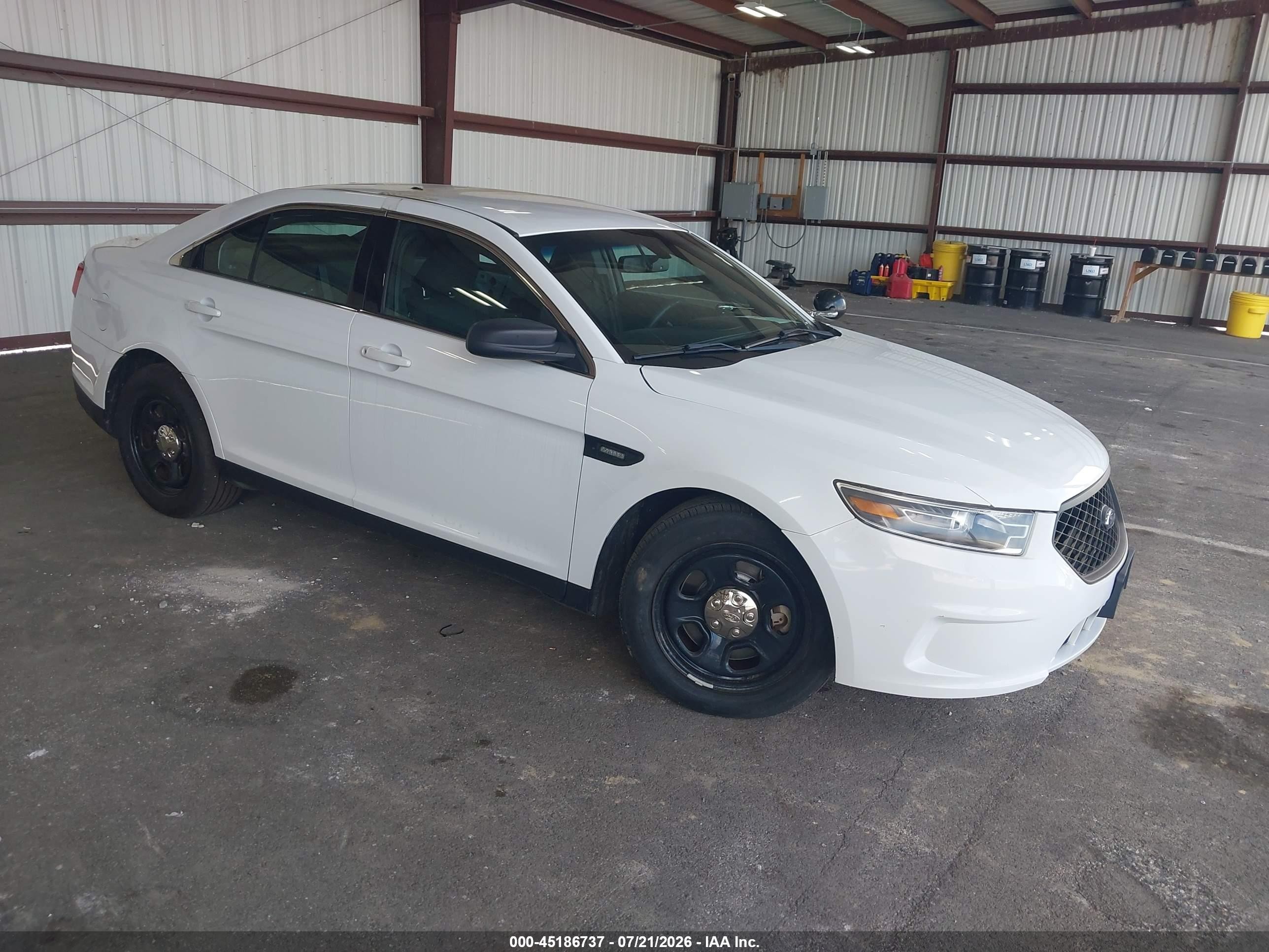 2018 Ford Police Interceptor, VIN 1FAHP2L86JG134067 — Normal wear