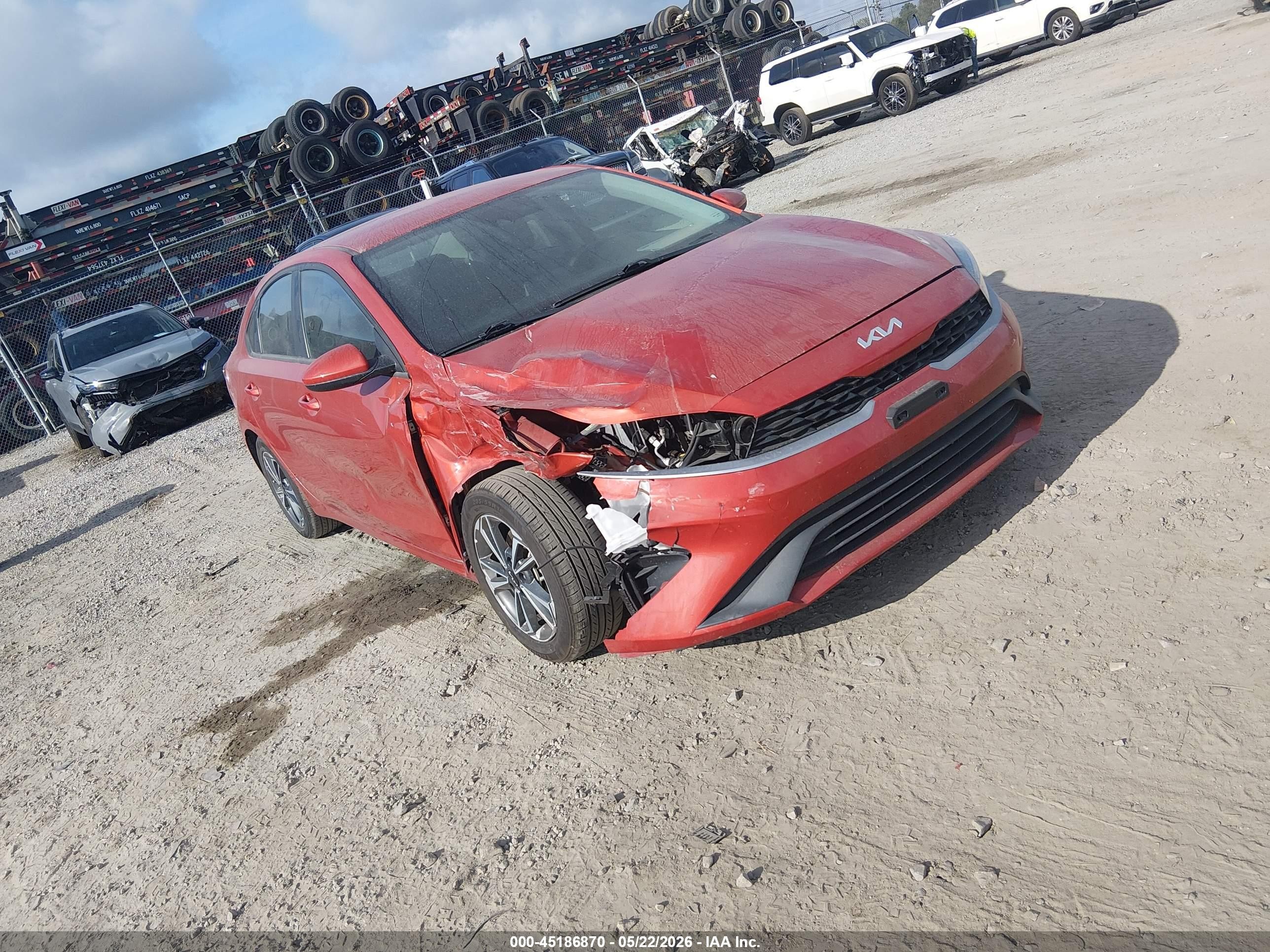 2023 Kia Forte LXS, VIN 3KPF24AD2PE624171 — Front end
