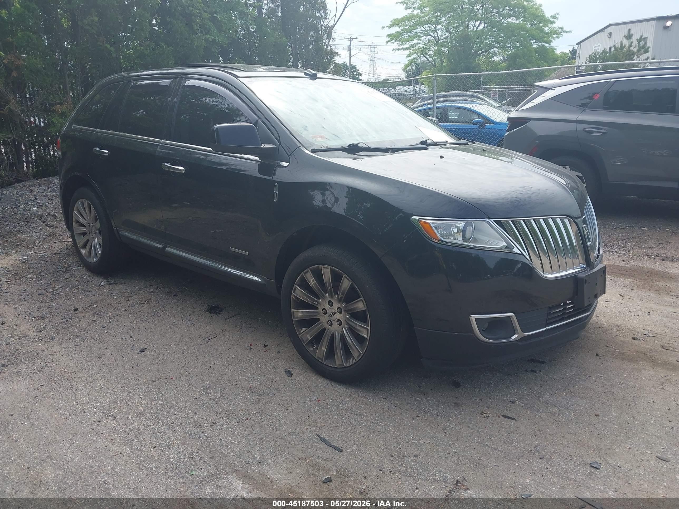 2011 Lincoln MKX, VIN 2LMDJ8JK1BBJ09789 — Undercarriage