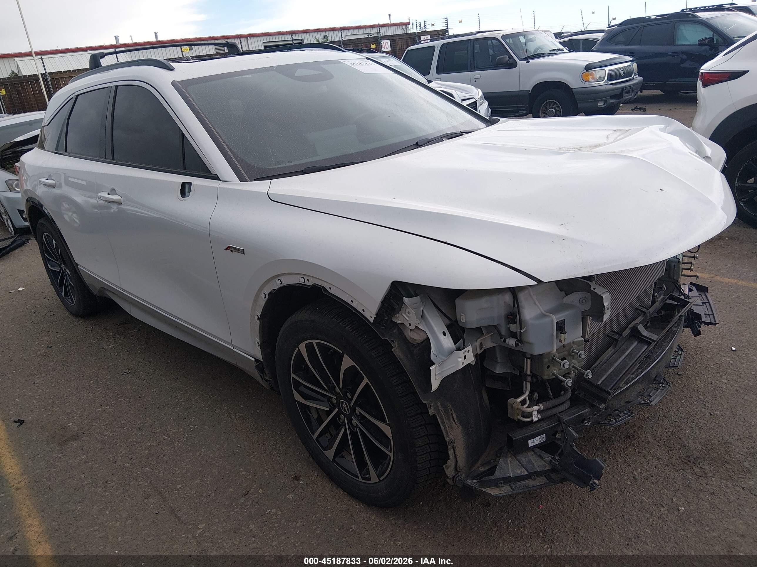 2024 Acura ZDX w/A-Spec Package, VIN 4W5KHNRL8RZ504092 — Front end