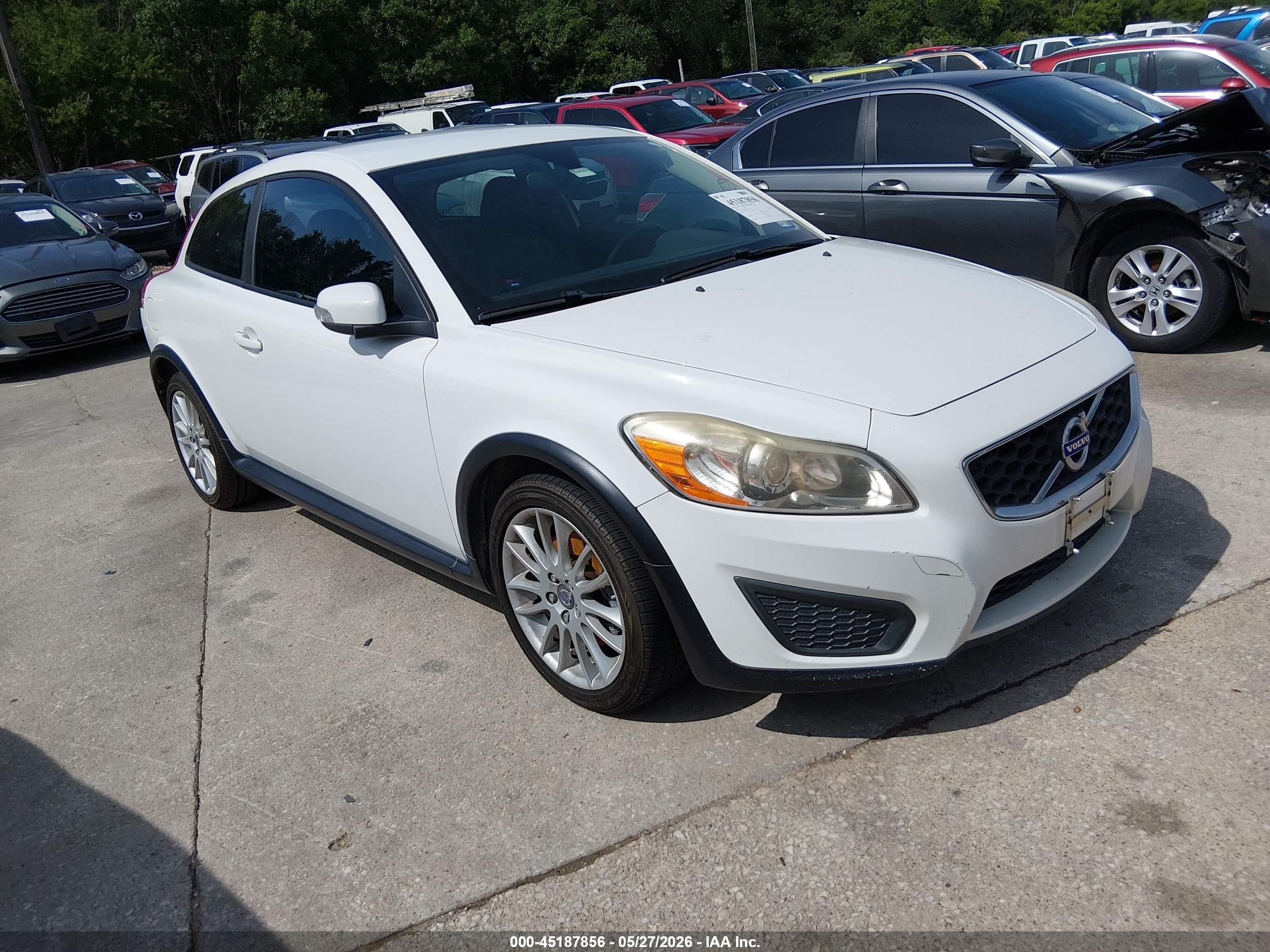 2012 Volvo C30, VIN YV1672MKXC2286326 — Normal wear