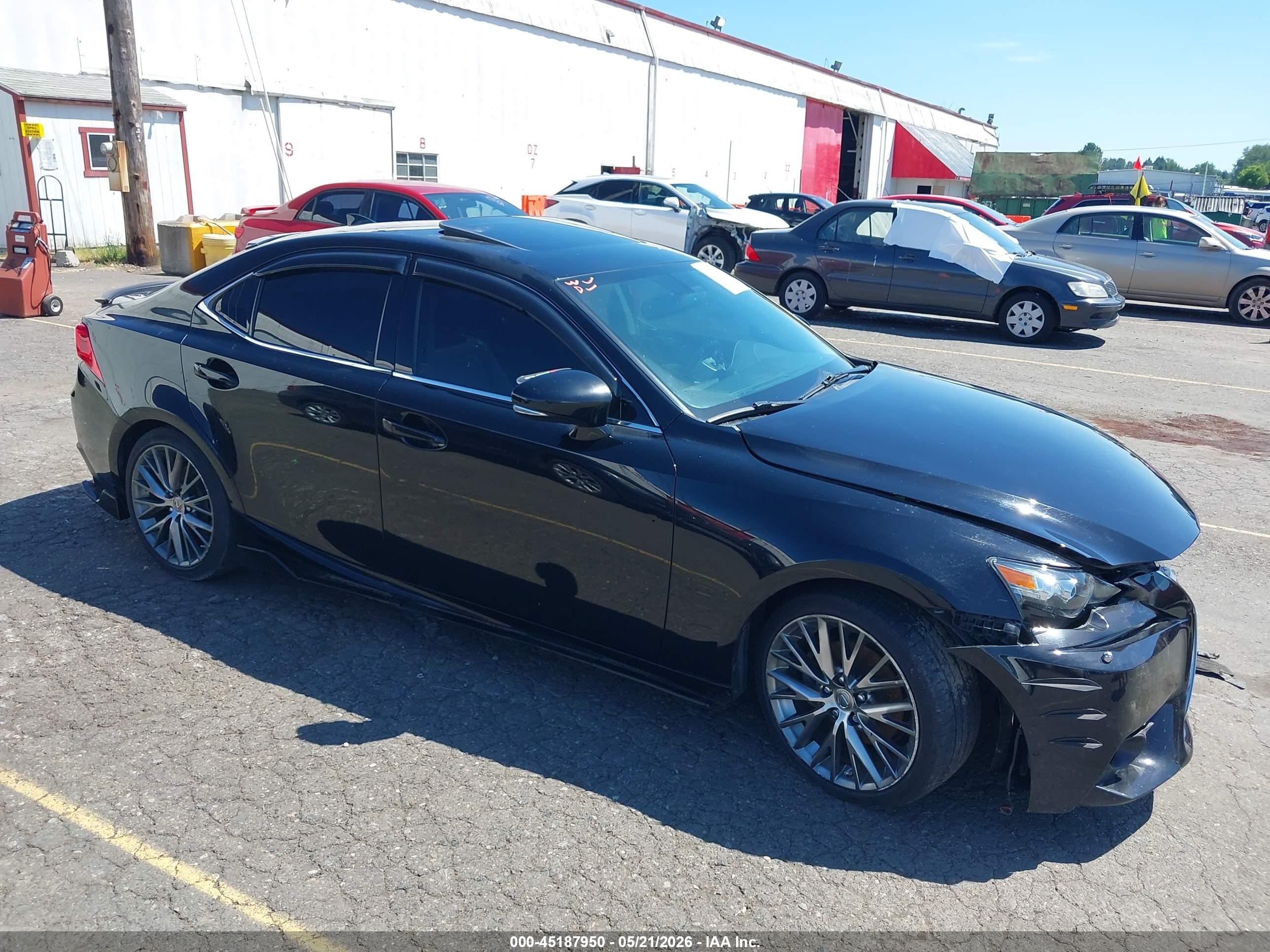 2014 Lexus IS 250, VIN JTHCF1D23E5011578 — Front end