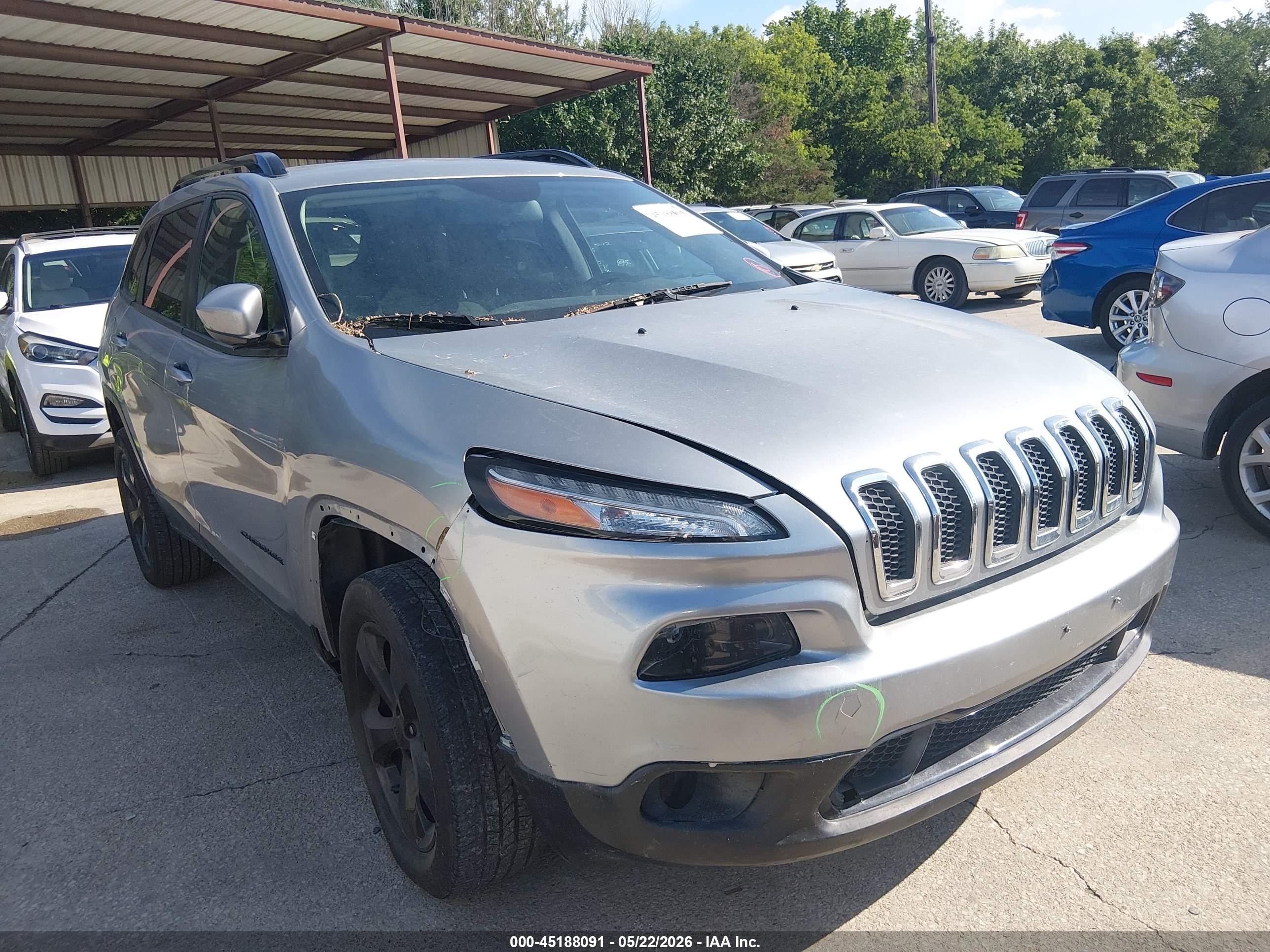 2015 Jeep Cherokee Latitude, VIN 1C4PJMCB4FW789811 — Обычный износ