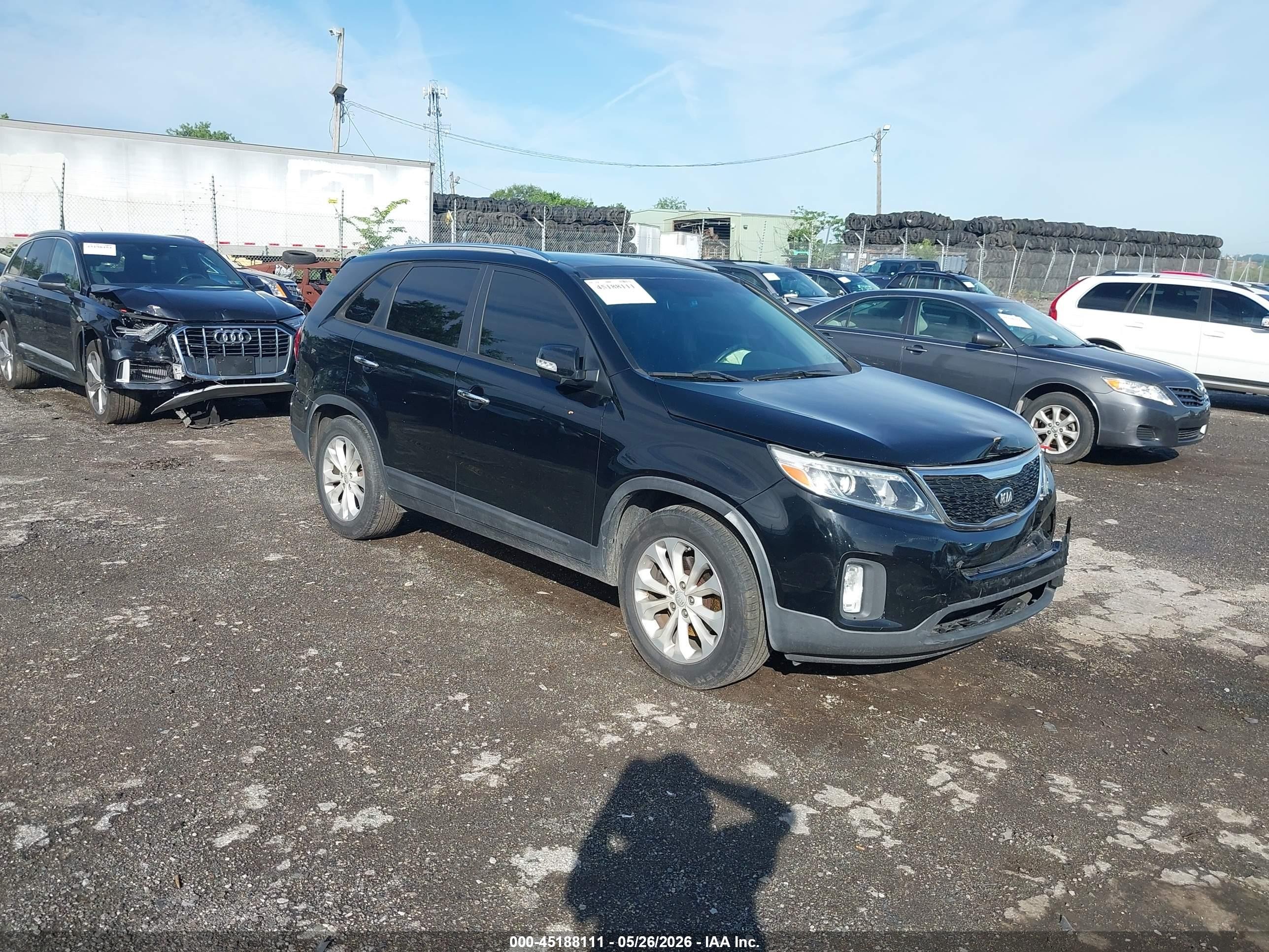 2015 Kia Sorento EX, VIN 5XYKU4A73FG585241 — Front end