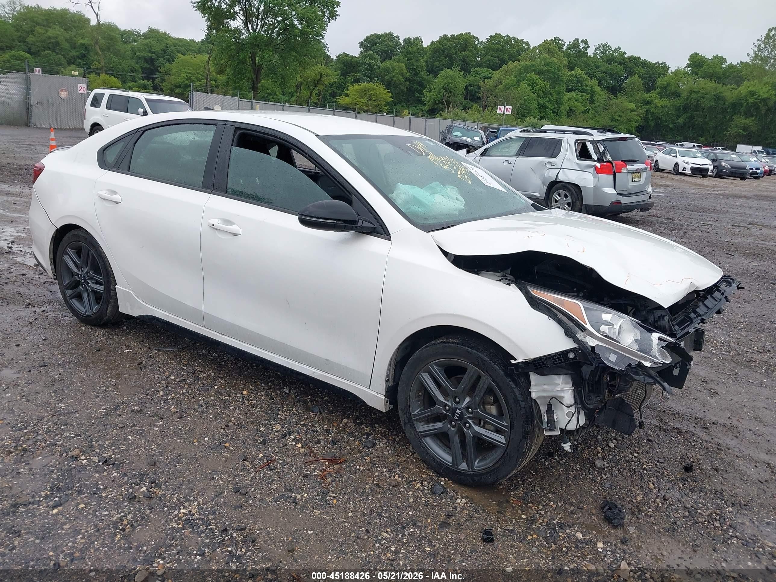 2021 Kia Forte GT-Line, VIN 3KPF34AD2ME280205 — По всему кузову