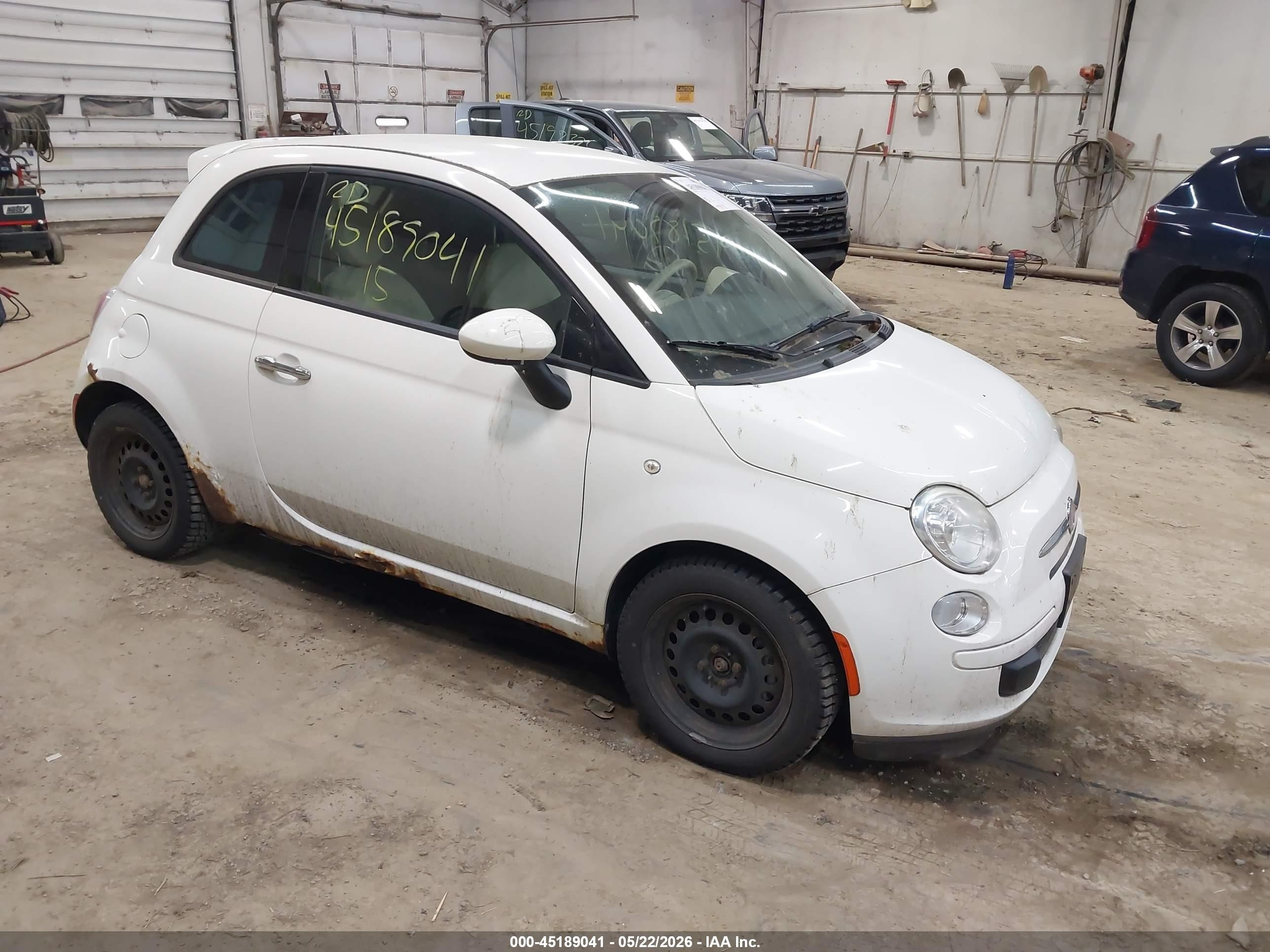 2015 FIAT 500 Pop, VIN 3C3CFFAR1FT502706 — Normal wear