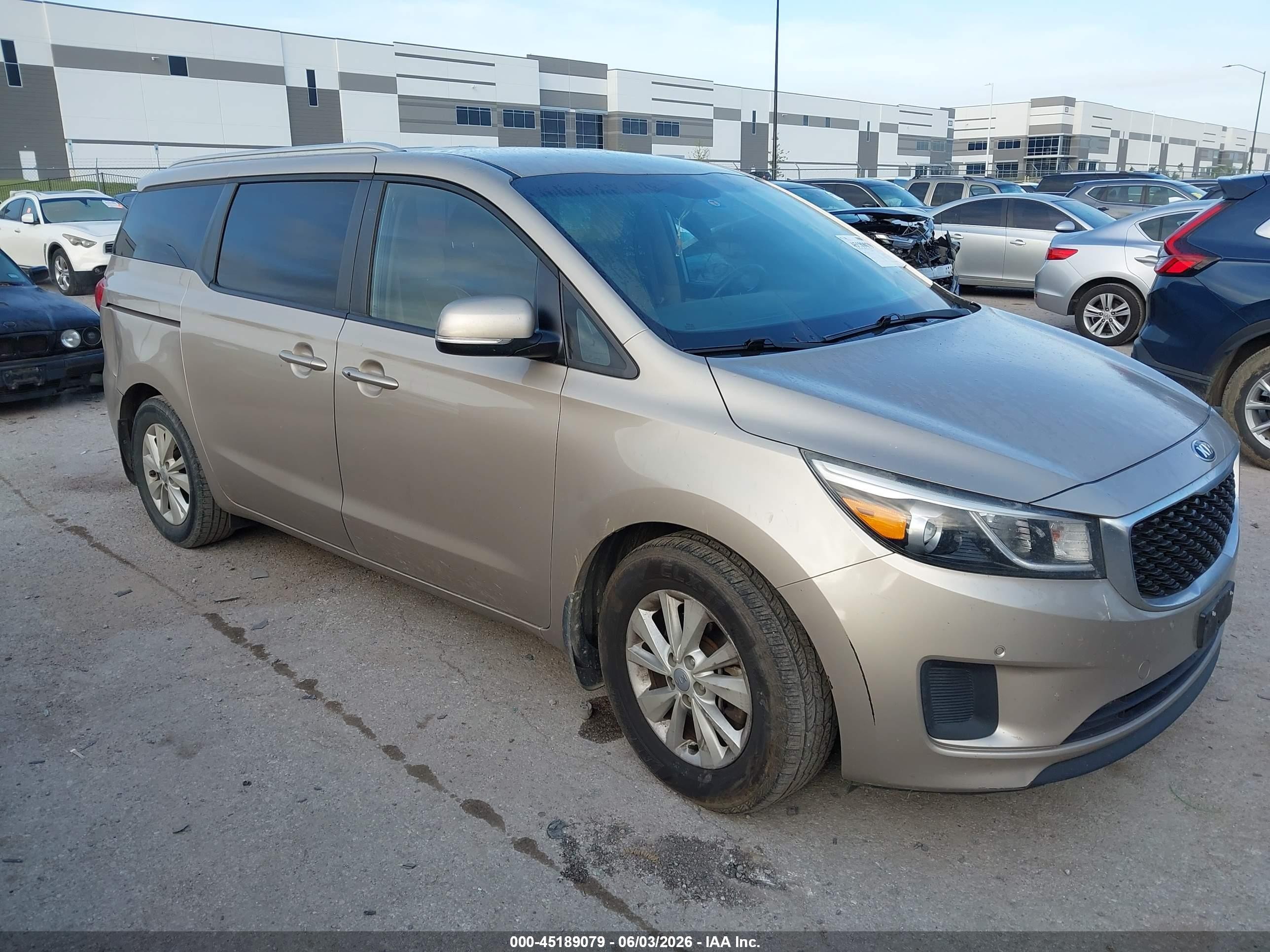 2016 Kia Sedona LX, VIN KNDMB5C15G6211411 — Hail