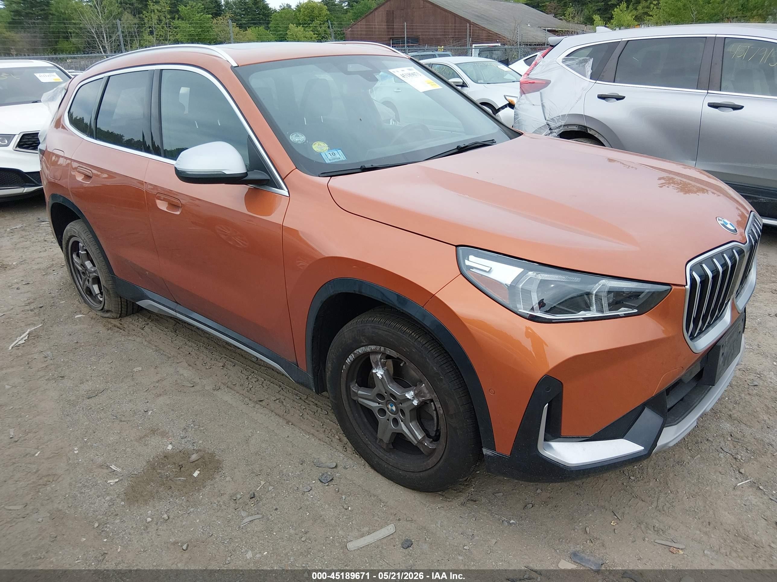 2023 BMW X1 xDrive28i, VIN WBX73EF06P5X61478 — Rear end