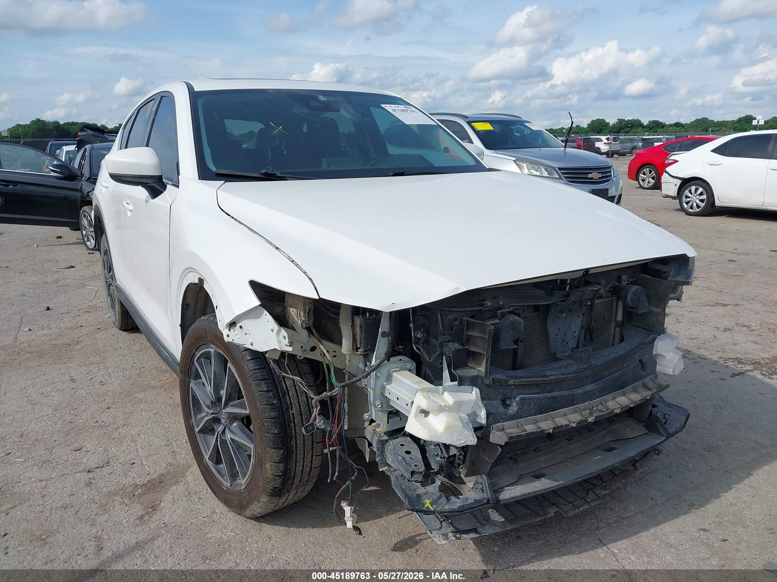 2017 Mazda CX-5 Grand Touring, VIN JM3KFBDLXH0213693 — Front end