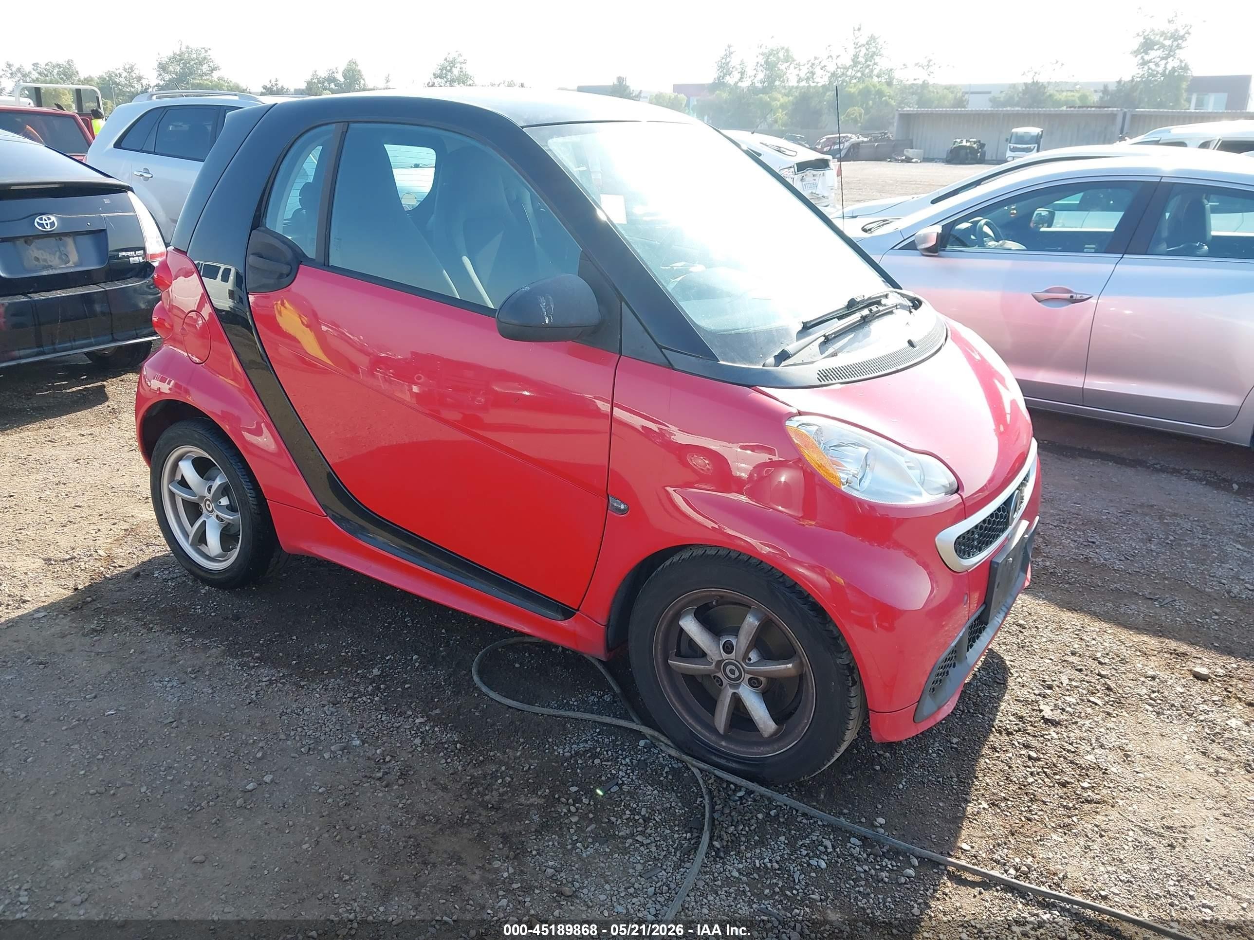 2014 Smart fortwo Passion, VIN WMEEJ3BA0EK783540 — Normal wear