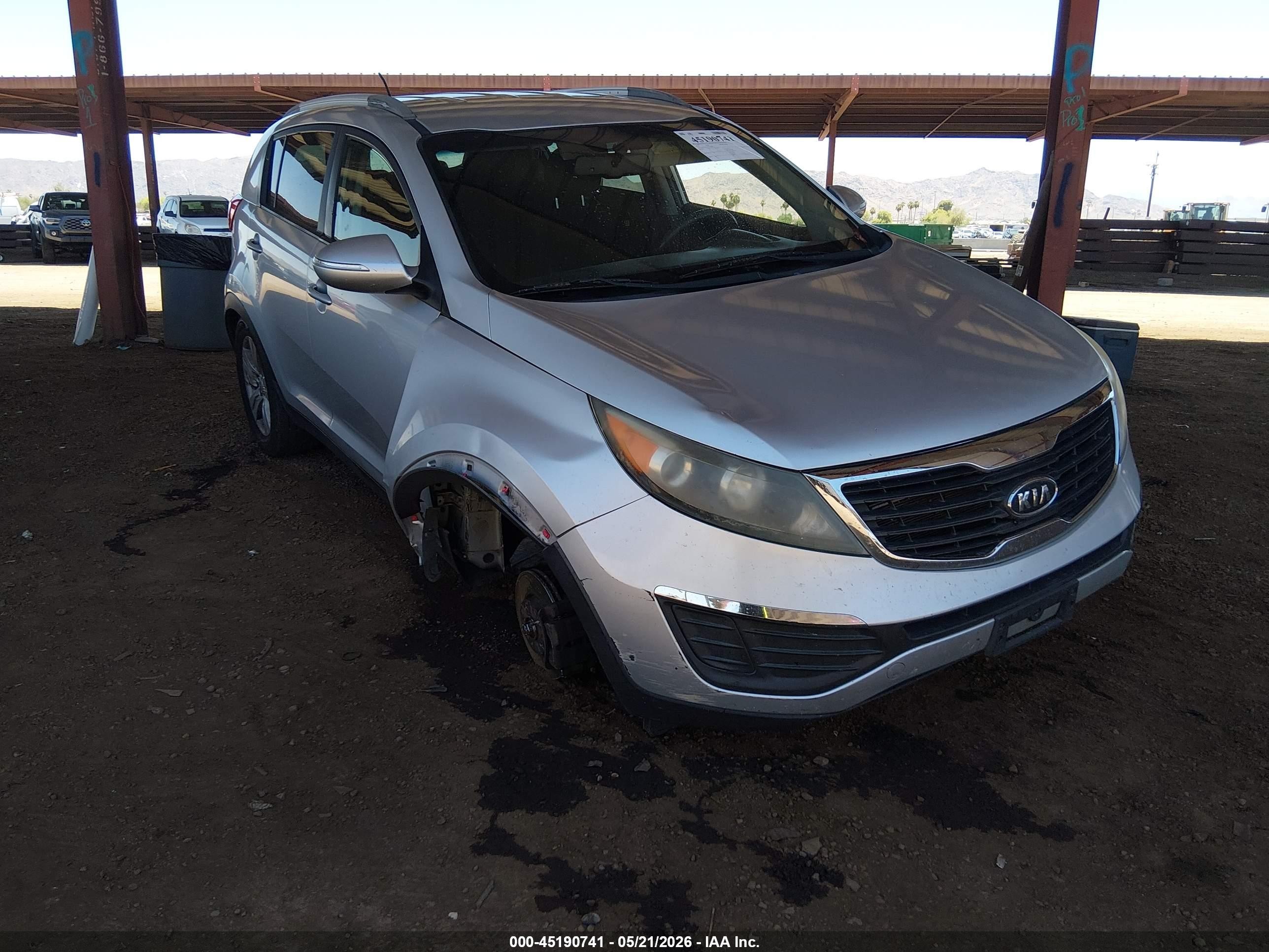 2012 Kia Sportage LX, VIN KNDPB3A24C7185885 — Front end