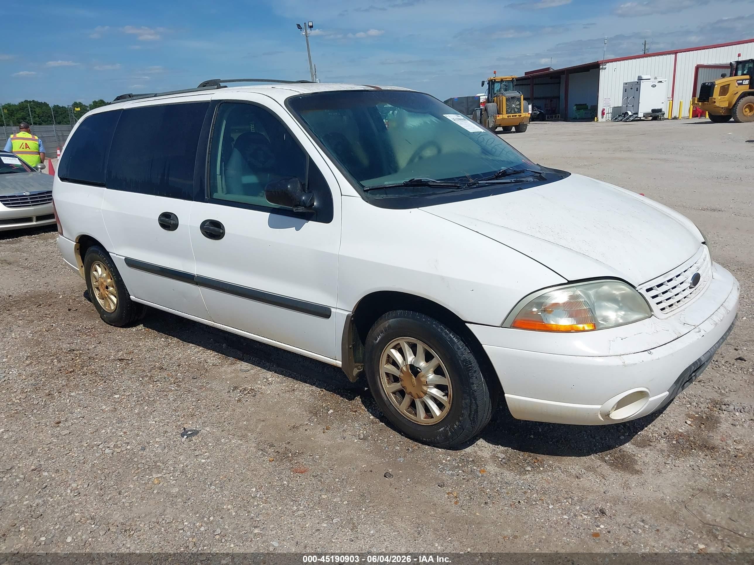2003 Ford Windstar LX, VIN 2FMZA51403BA84743 — Front end