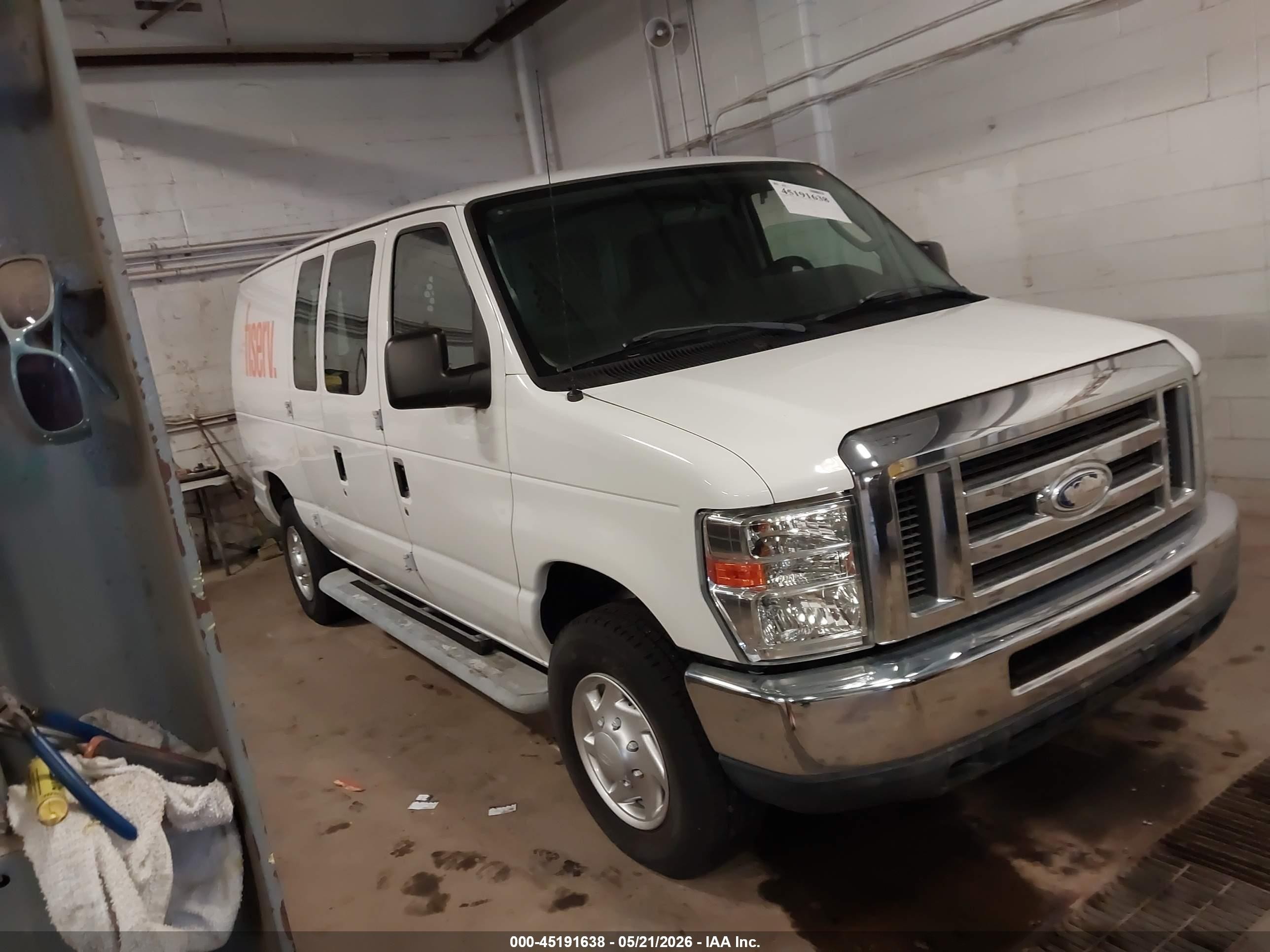 2014 Ford Econoline Cargo Commercial, VIN 1FTNE2EW7EDA20231 — Normal wear