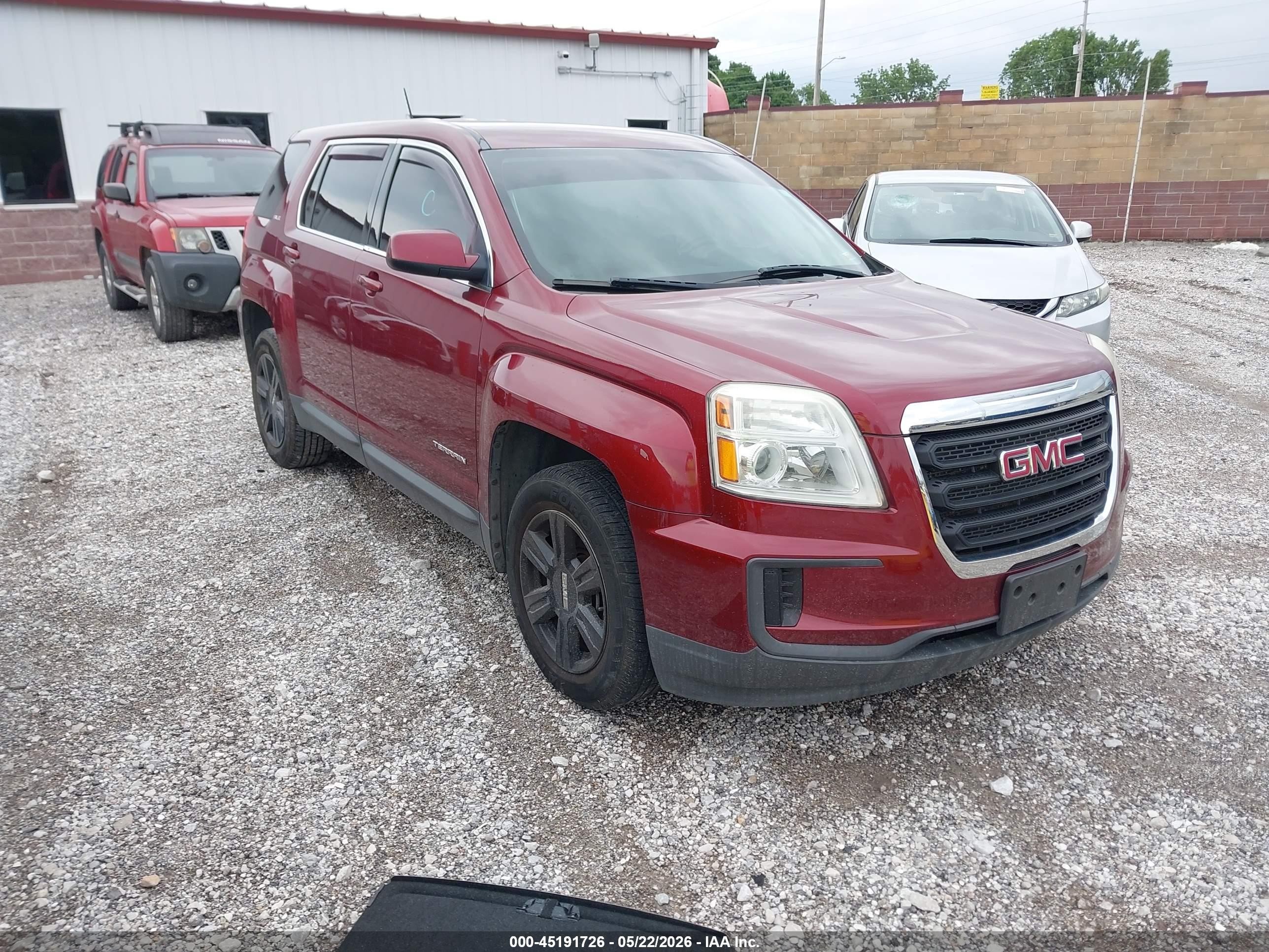 2016 GMC Terrain SLE, VIN 2GKALMEK0G6345869 — Side
