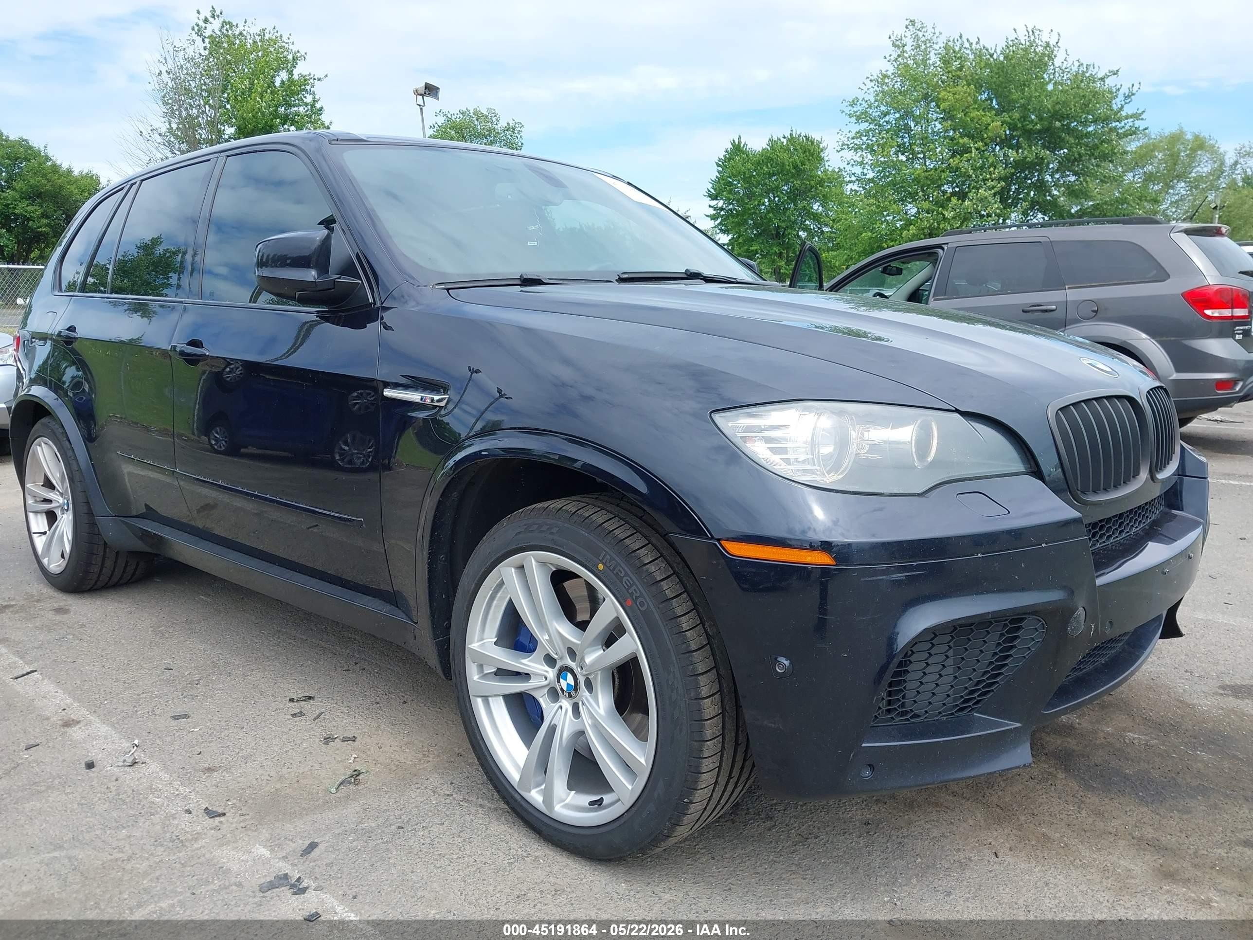 2013 BMW X5 M, VIN 5YMGY0C56D0C11587 — Front end
