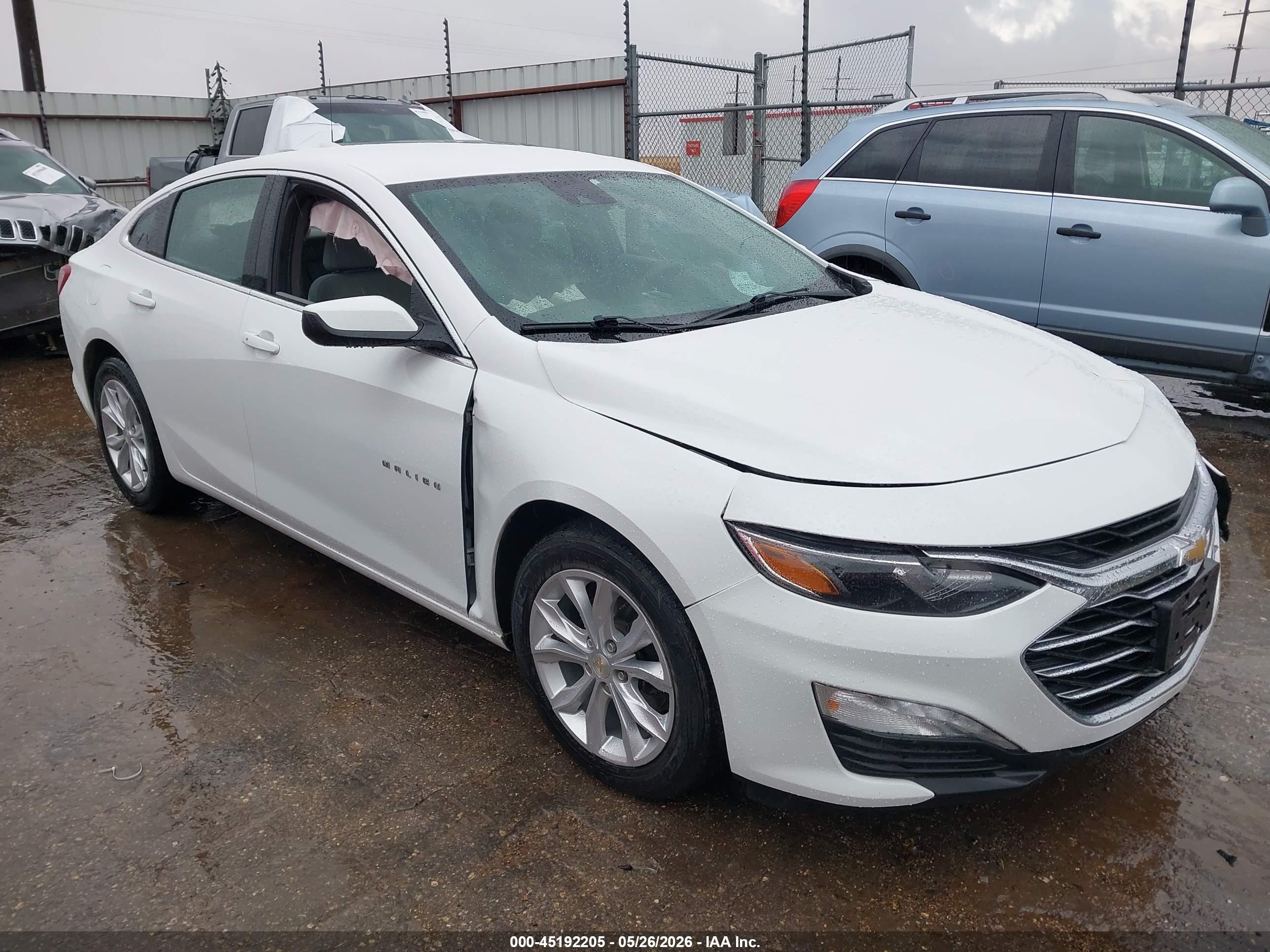 2022 Chevrolet Malibu LT, VIN 1G1ZD5ST8NF104457 — Перед