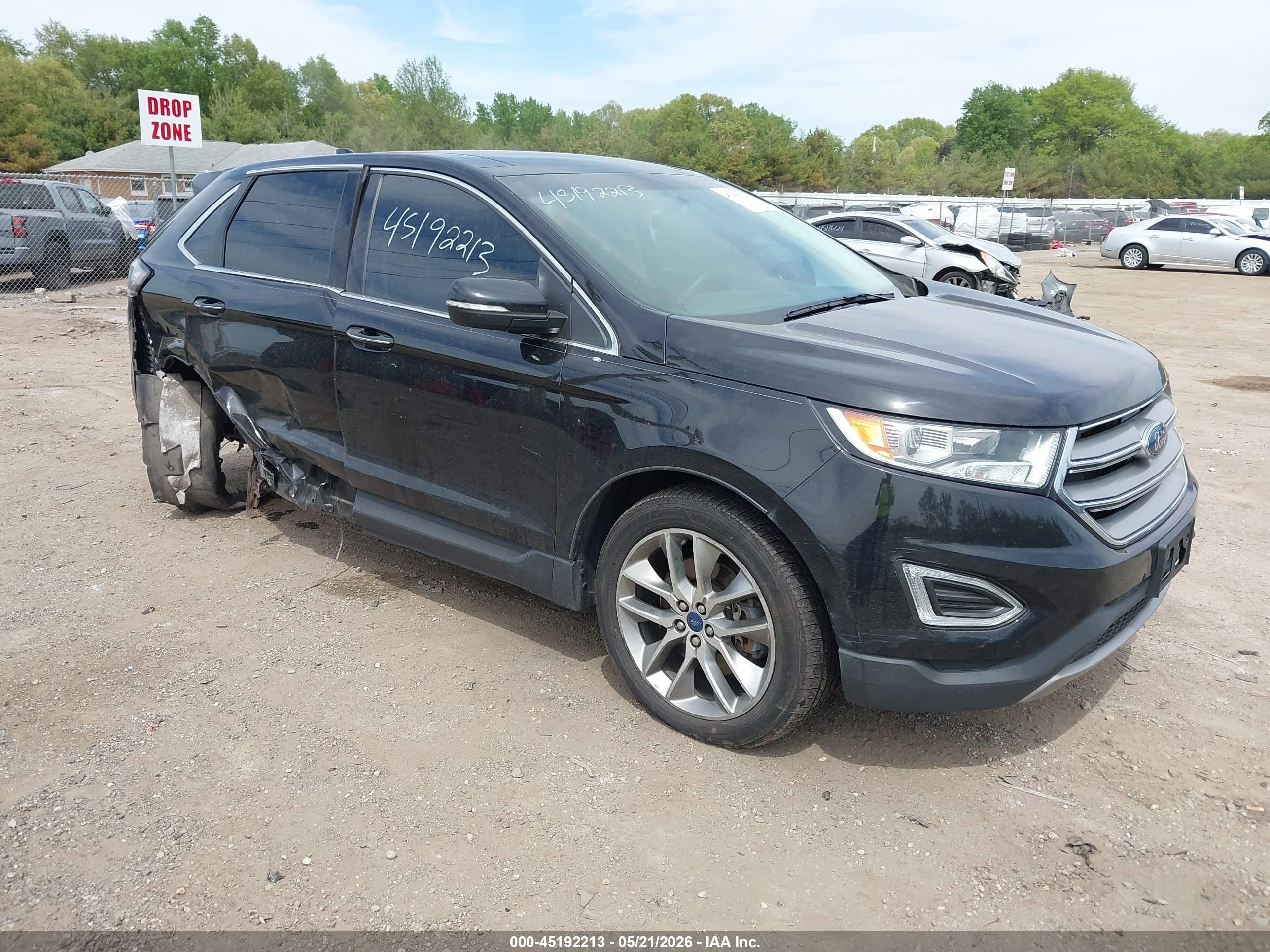 2017 Ford Edge Titanium, VIN 2FMPK4K87HBB72342 — Side