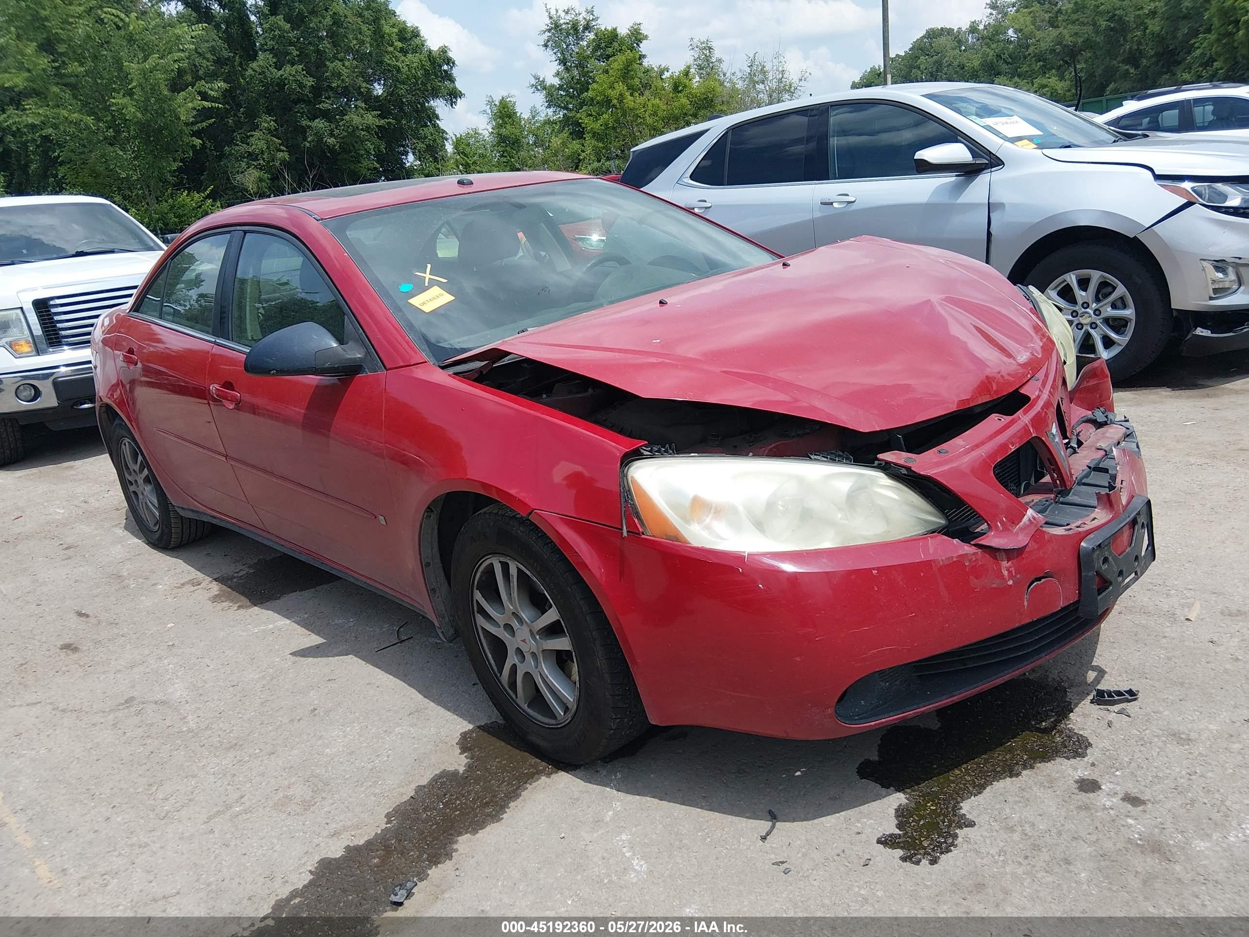 2006 Pontiac G6 6-Cyl, VIN 1G2ZG578764180580 — Front end