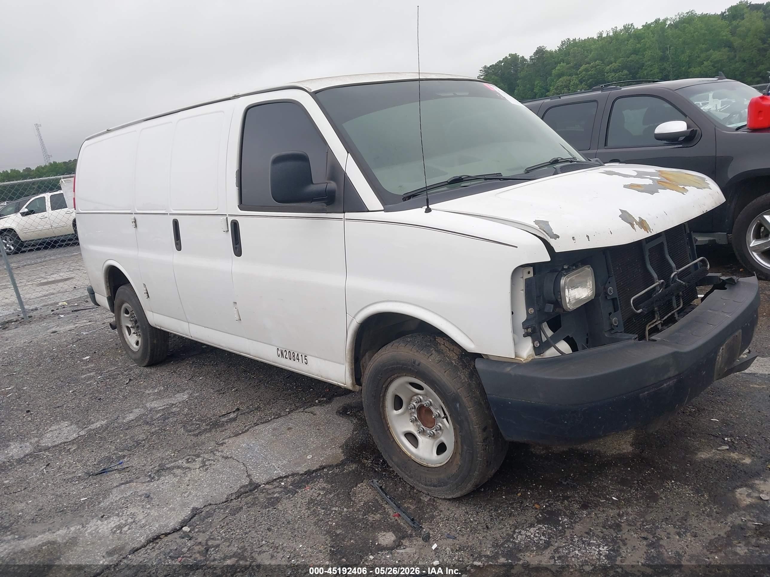 2011 Chevrolet Express Cargo, VIN 1GCWGFFA3B1125855 — Front end