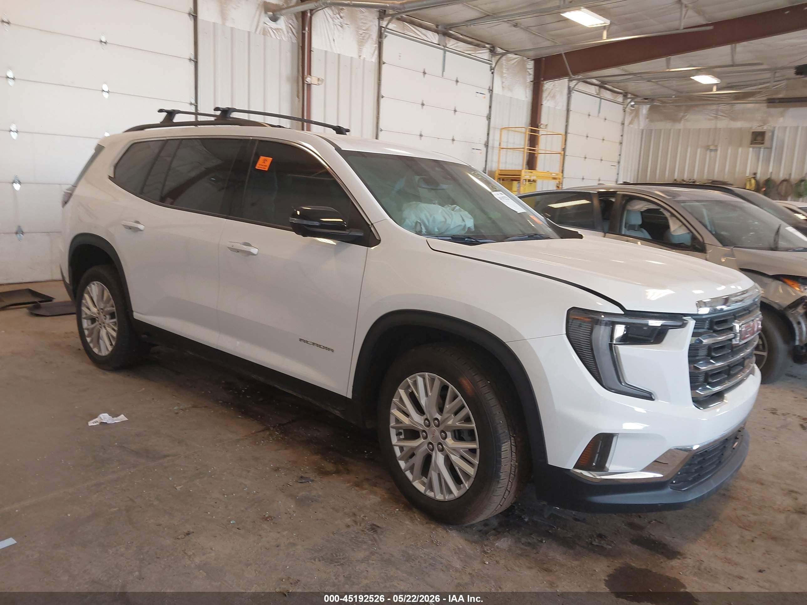 2024 GMC Acadia AWD Elevation, VIN 1GKENNKS5RJ218403 — Биологическое загрязнение