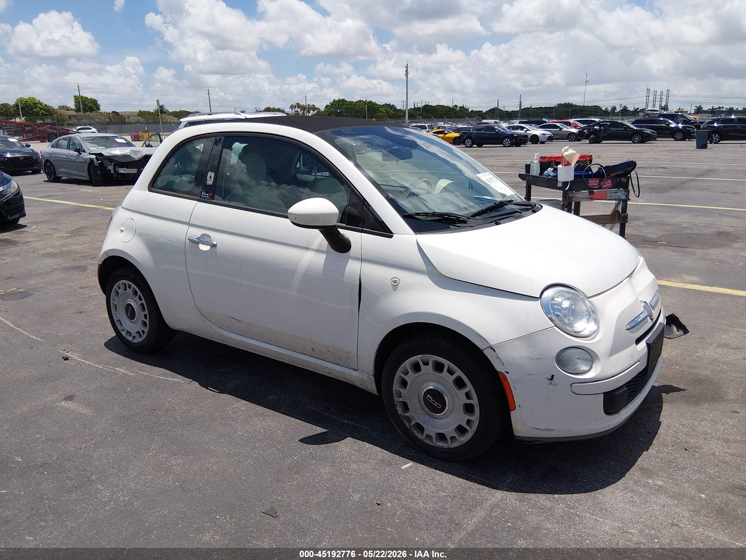 2015 FIAT 500 Pop, VIN 3C3CFFDR4FT500878 — Front end