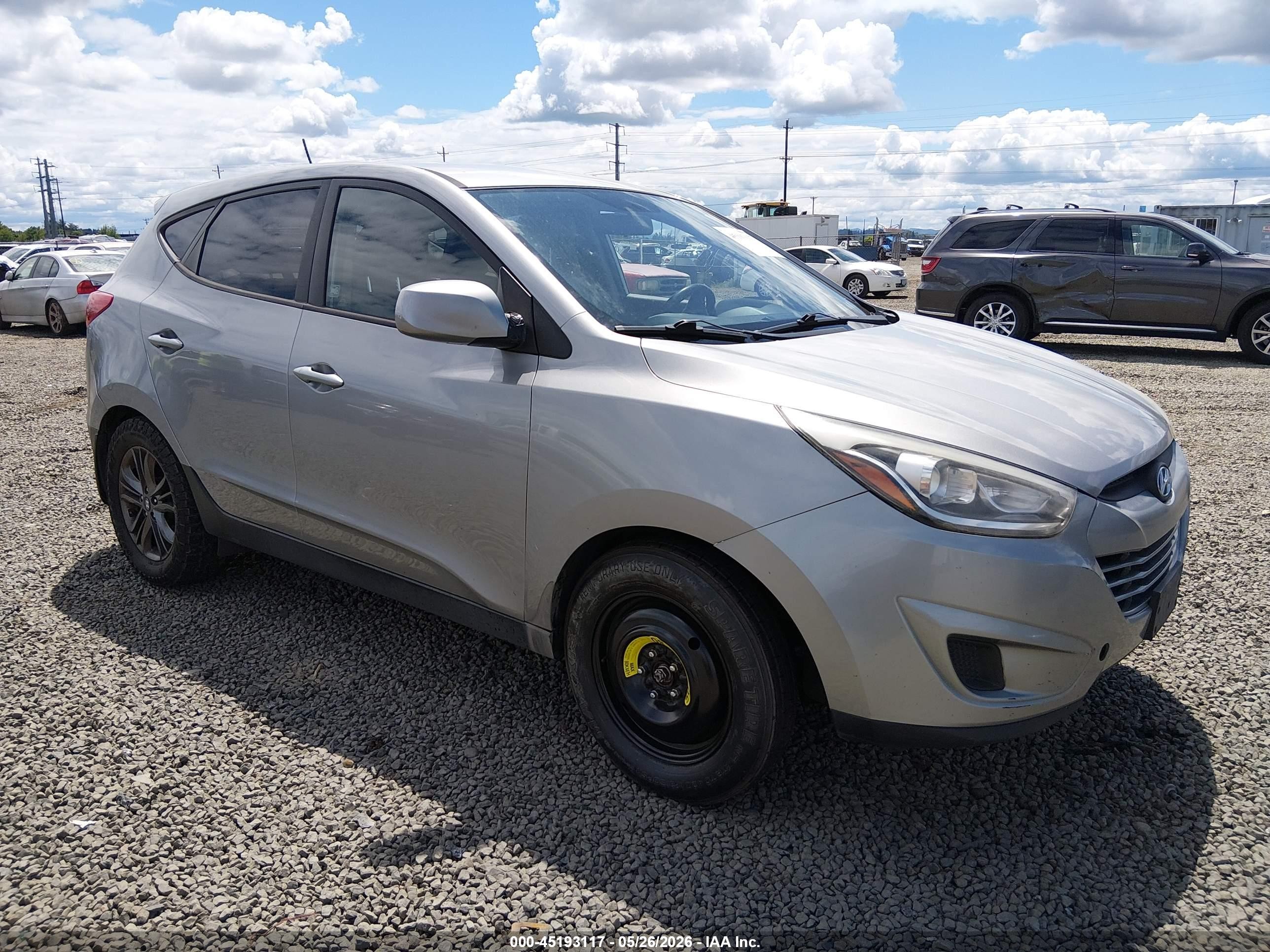 2015 Hyundai Tucson GLS, VIN KM8JTCAFXFU040776 — Перед