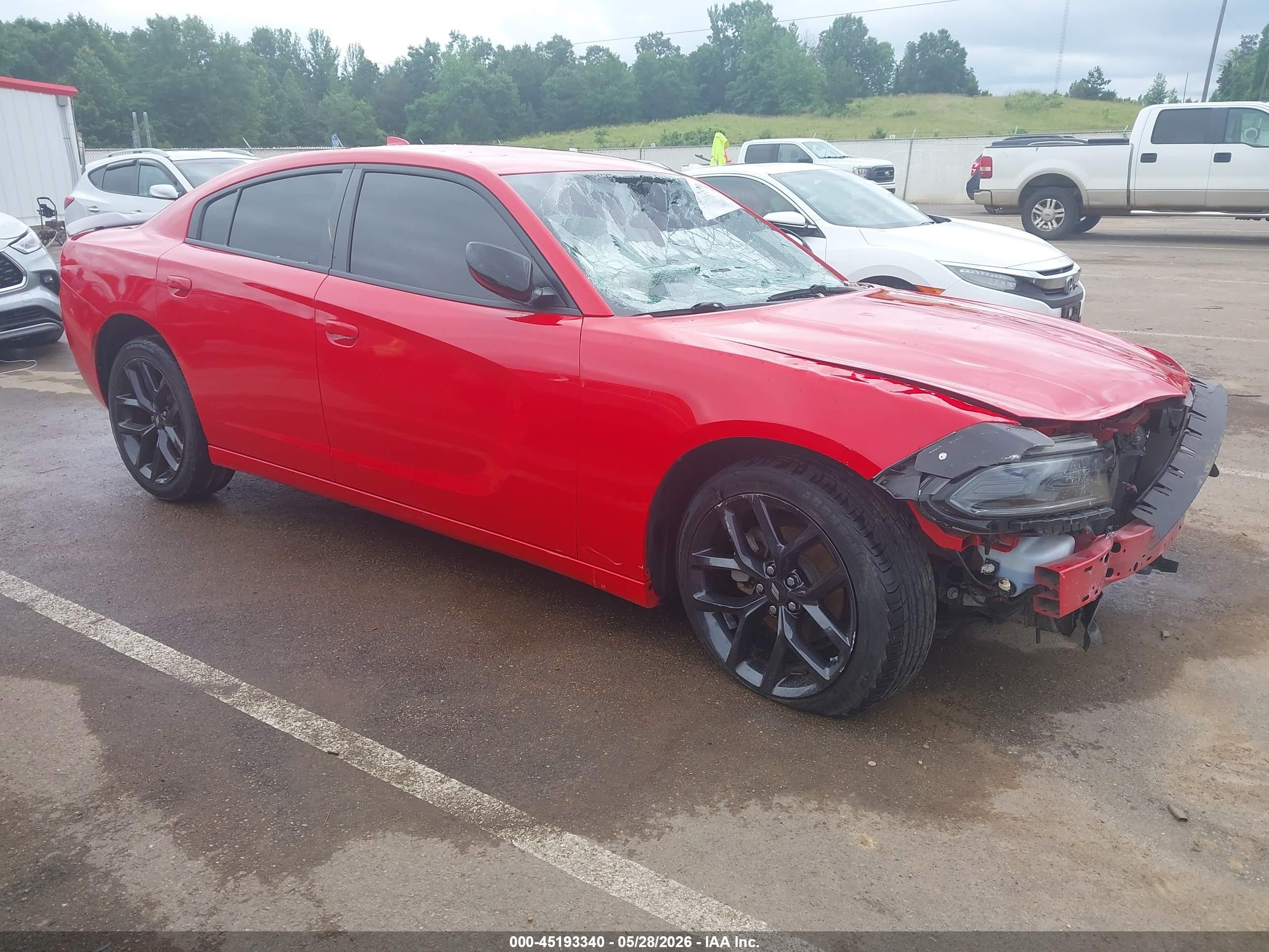 2023 Dodge Charger SXT, VIN 2C3CDXBG7PH627440 — Перед