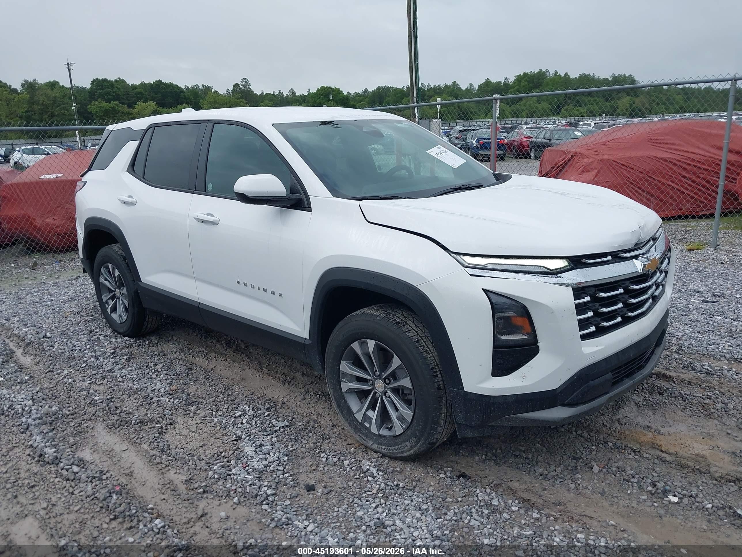 2026 Chevrolet Equinox FWD LT, VIN 3GNAXHEG5TL323785 — По всему кузову