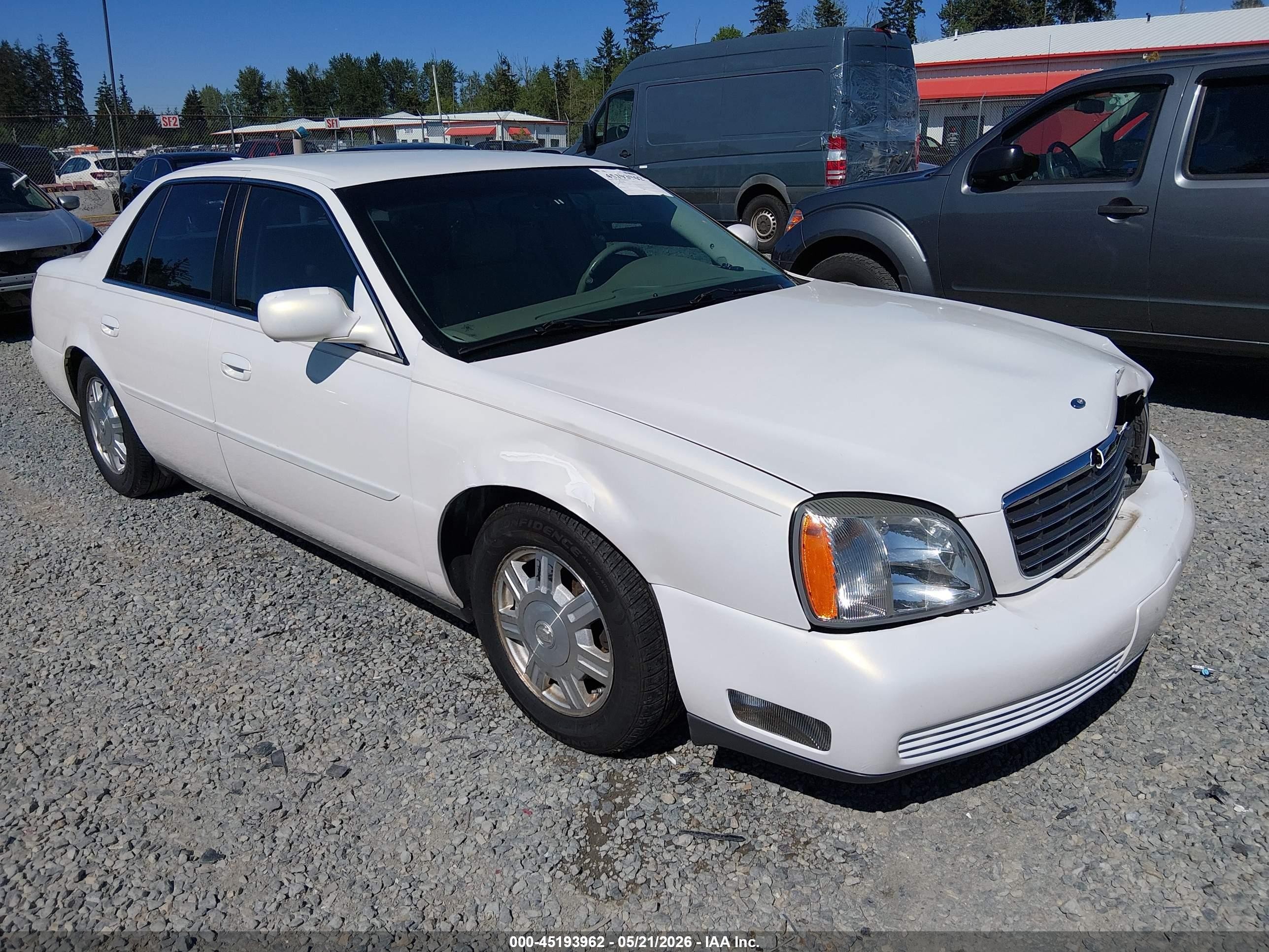 2004 Cadillac DeVille, VIN 1G6KD57Y34U255541 — Front end