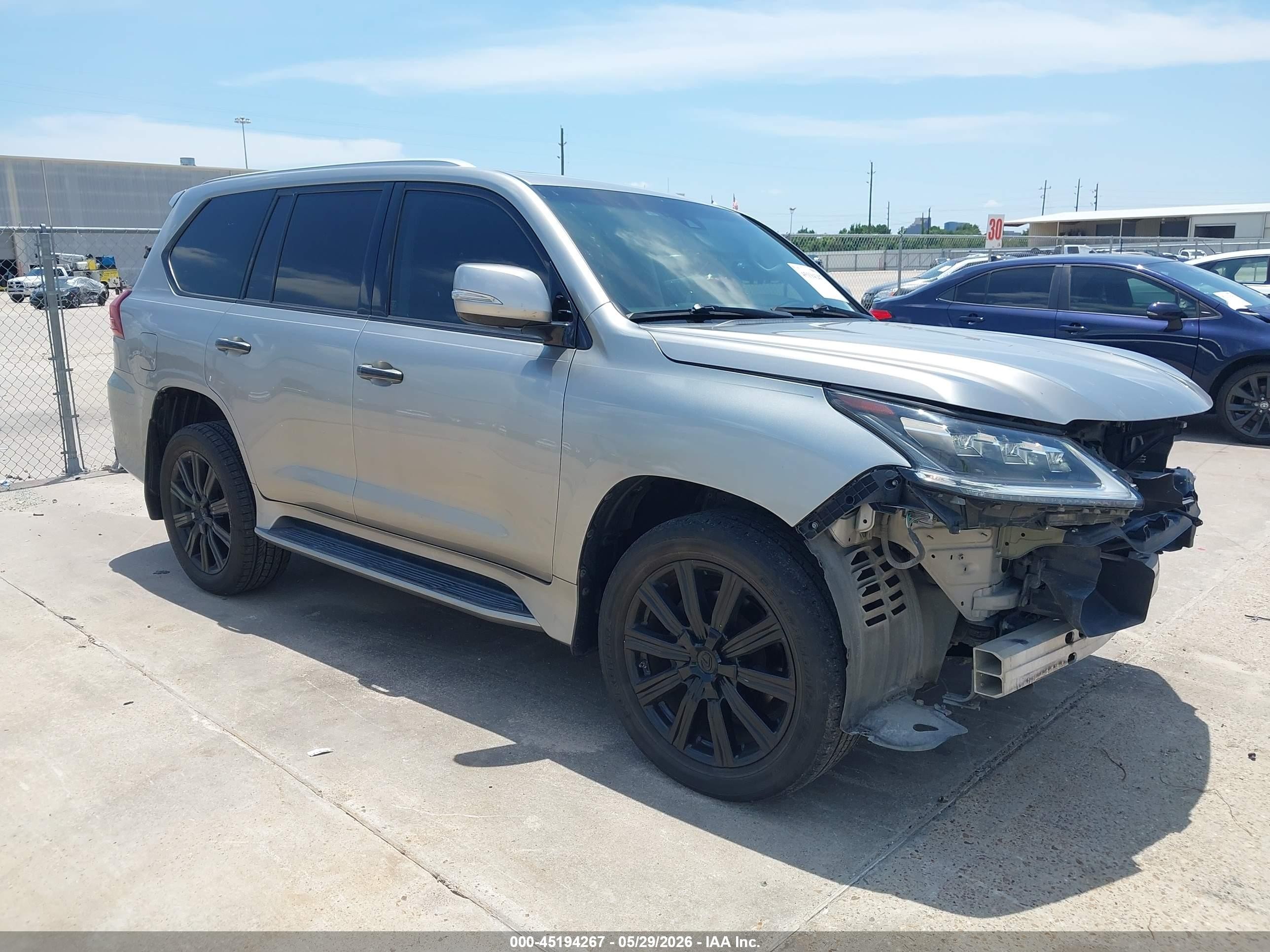 2017 Lexus LX 570, VIN JTJHY7AX1H4232897 — Front end
